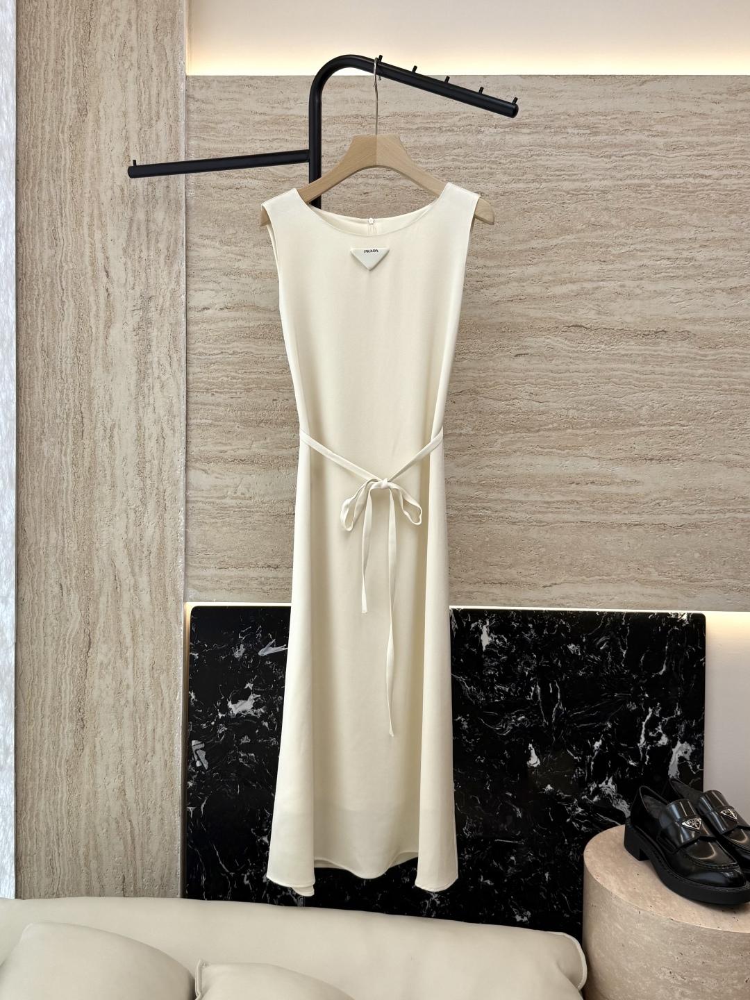 c3892aebed12578e67eca7cdb40cf4c1.jpg