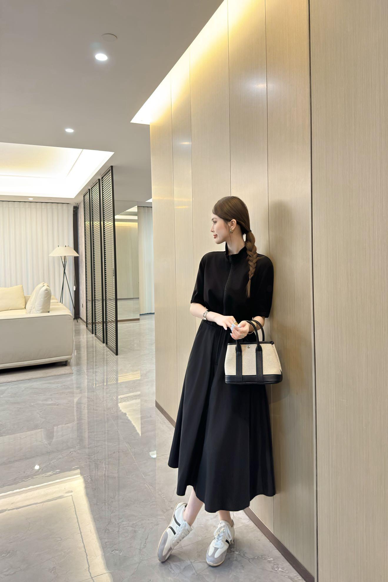 e5683314bfa453bae57980ff6baeec8e.jpg