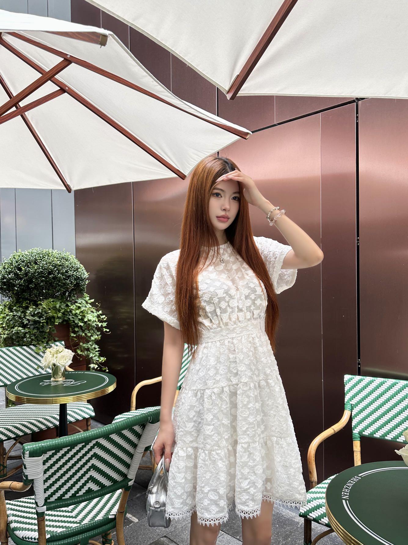 a7a3c1aaa3444bc23d0fa39548c0e33f.jpg