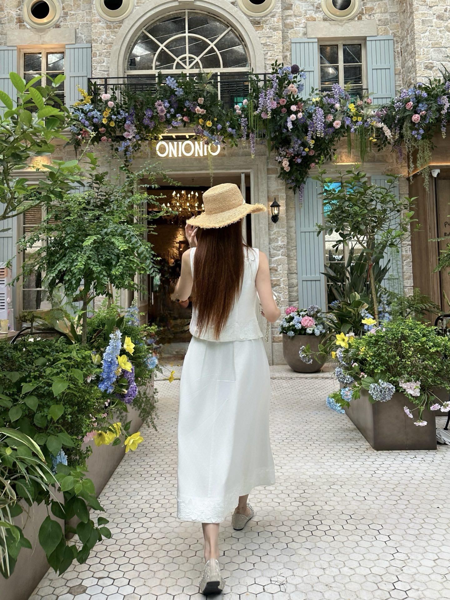 b3539cf9c8b098ca98ef758cc54ebc2f.jpg