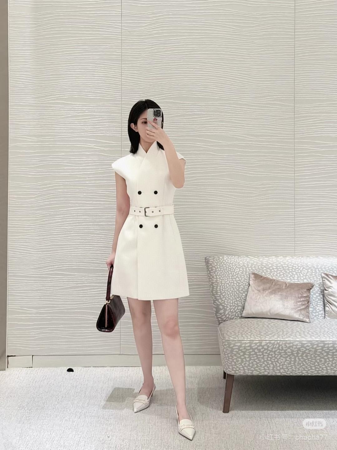 1b93be14857996f95e4dbe806dc1b401.jpg