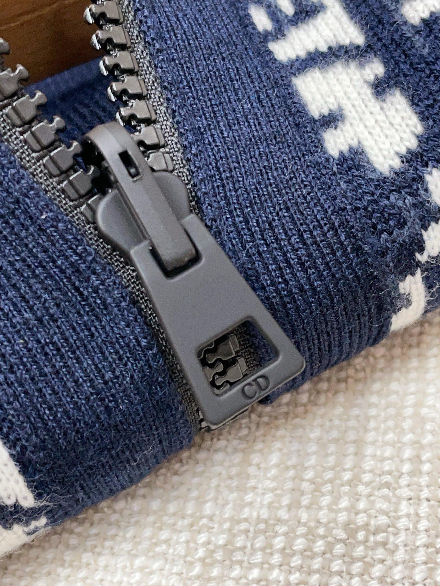 2a6058d858f5232cb084a9d5c59424c4.jpg