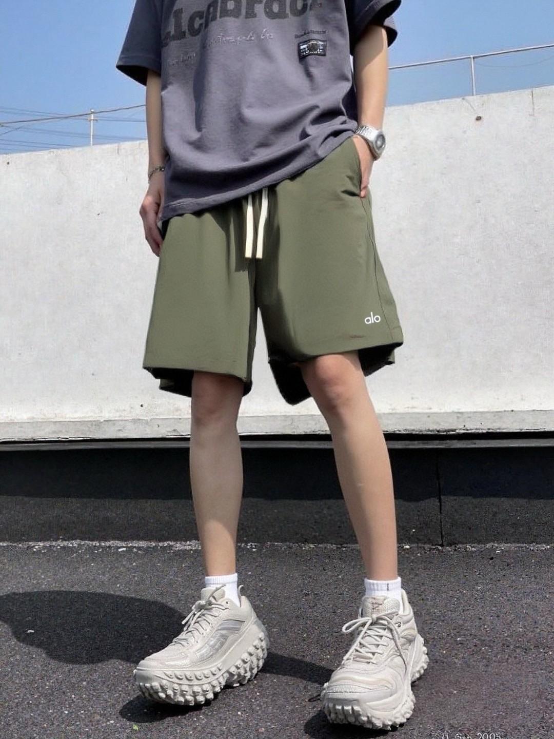 33b99ecff42c6724ccec1ee6a652d8e8.jpg