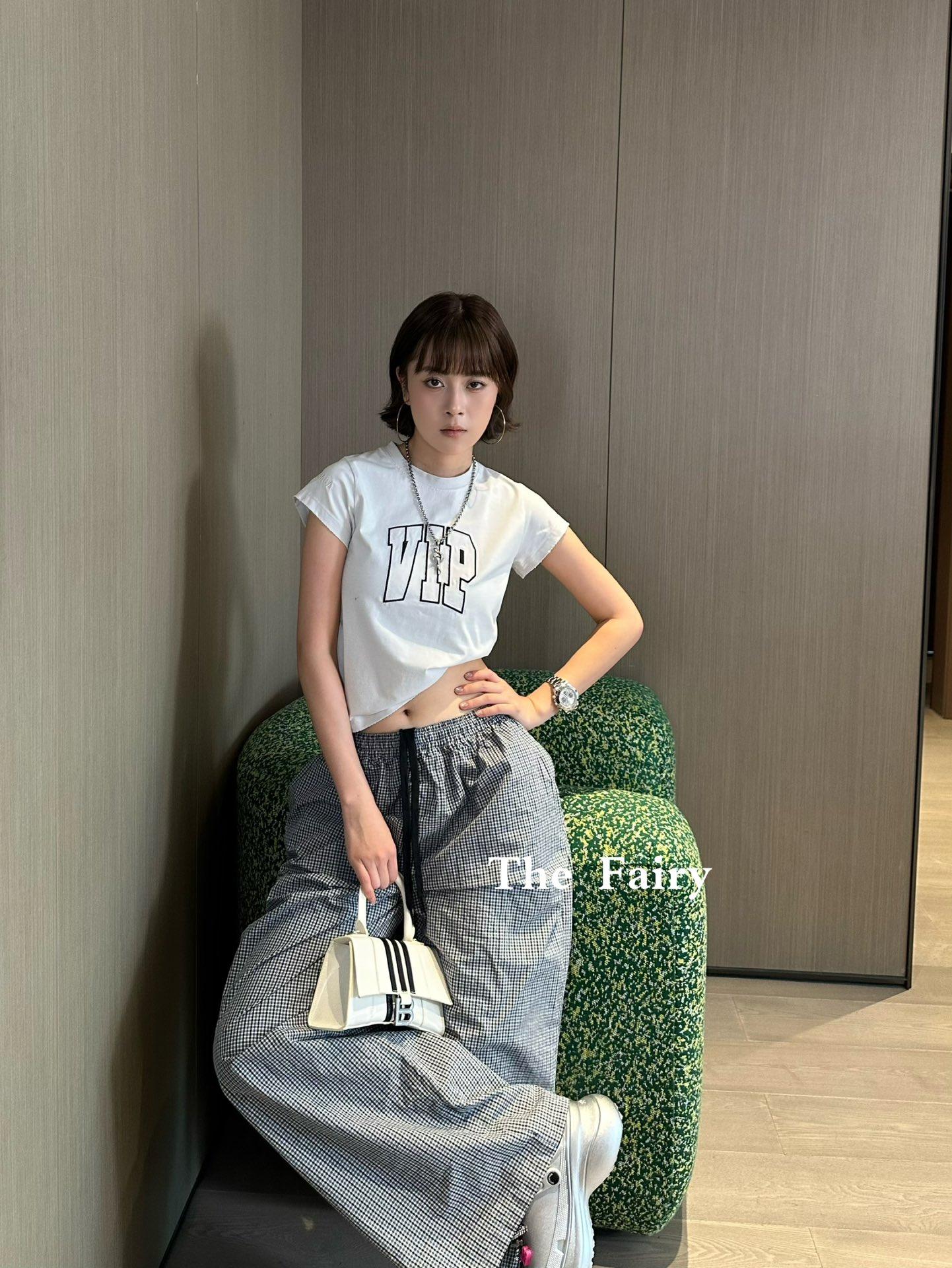4db1fc641d7b76d79d0b61bc526bb5e4.jpg