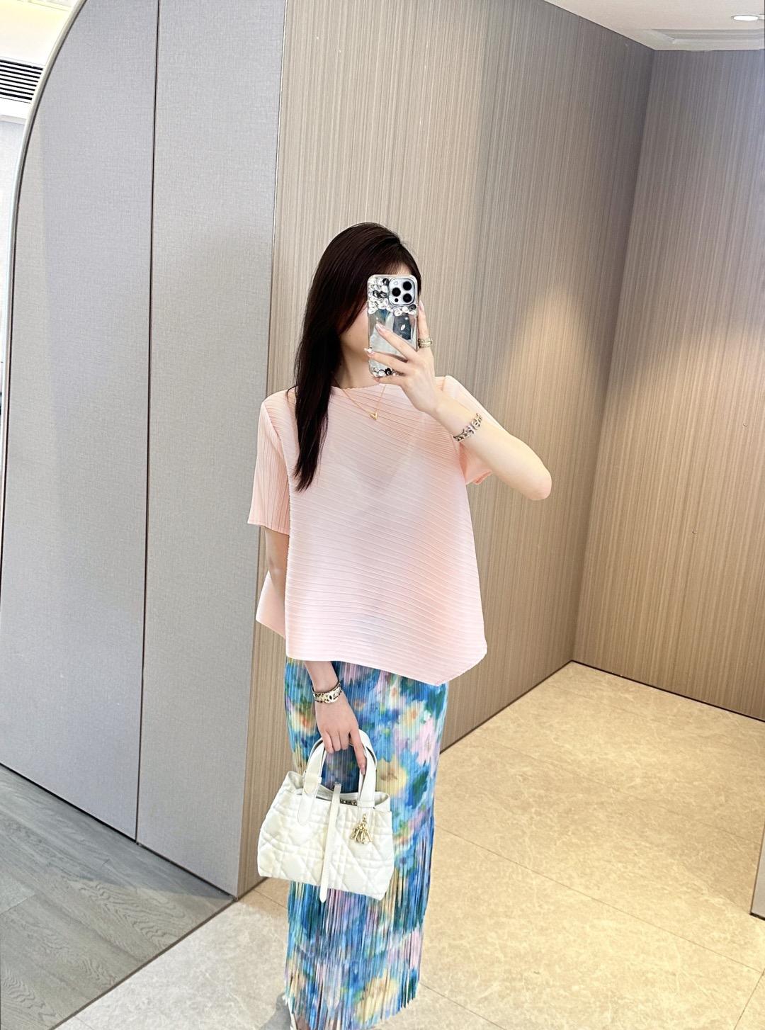 595fa4cea05a700426be9ae29a358fda.jpg