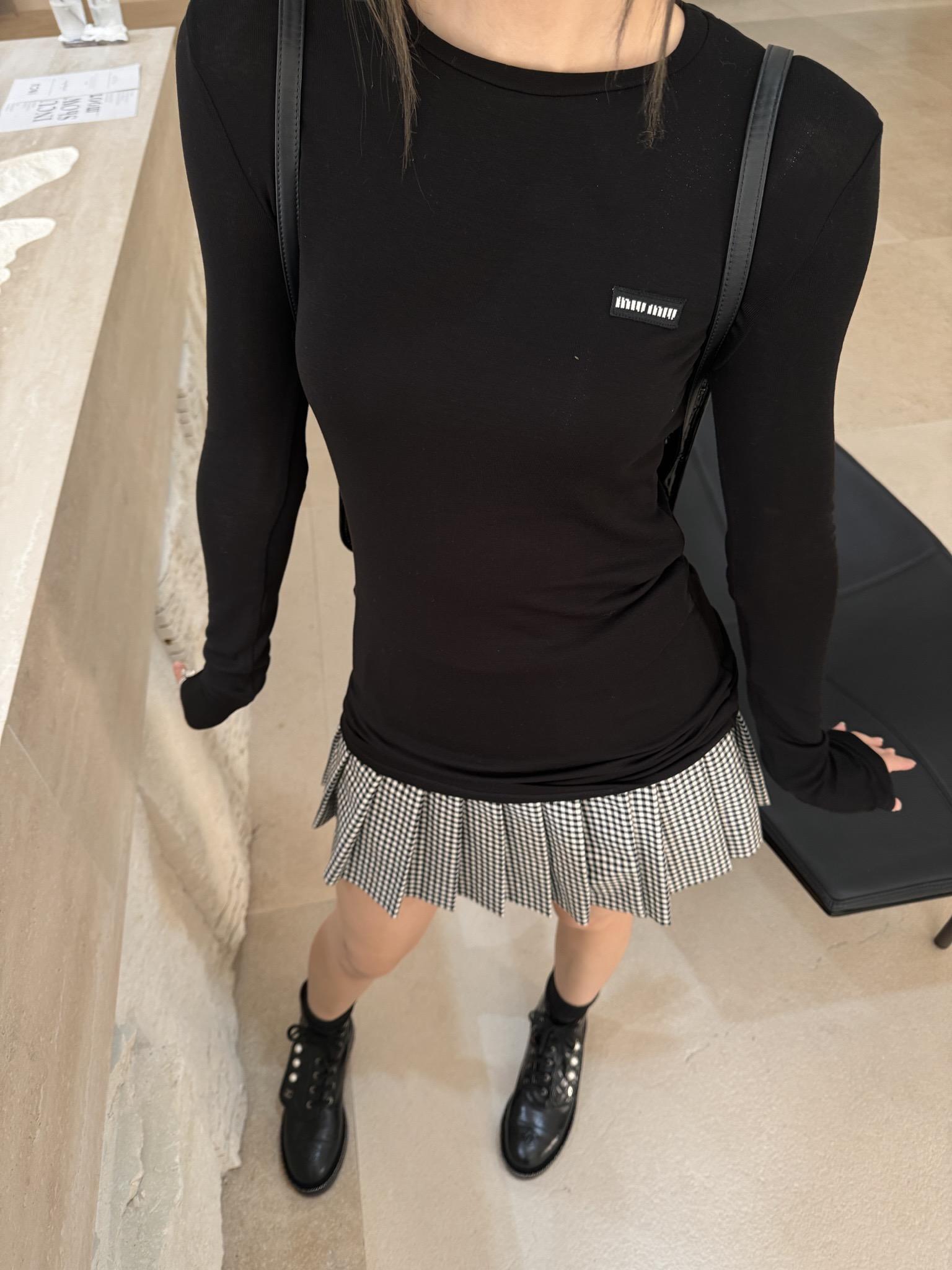 5f8784bf1ef5a4ae84cf284bbe1c0a1e.jpg