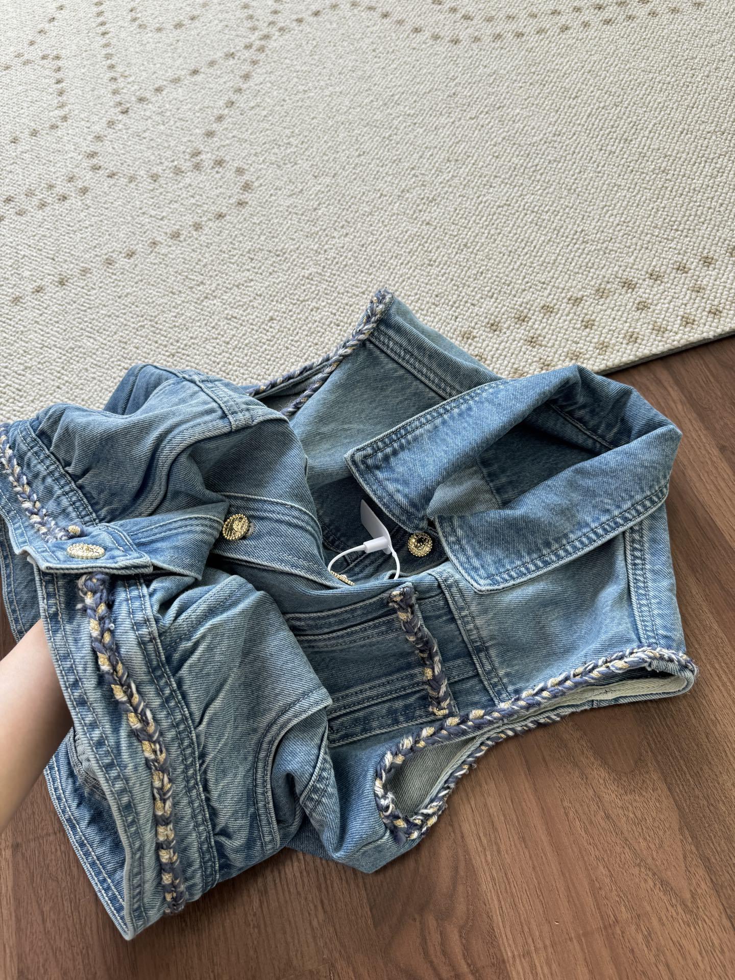 6d5bd63885e30cf2a0ade86d47c508d1.jpg