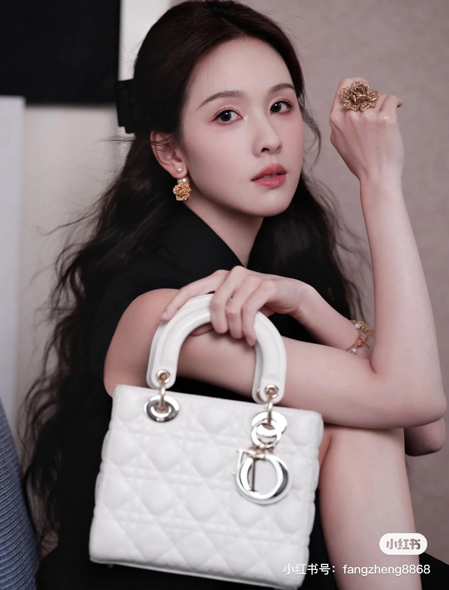 70d66c3facb8bcbe0ccbd95169d06e06.jpg