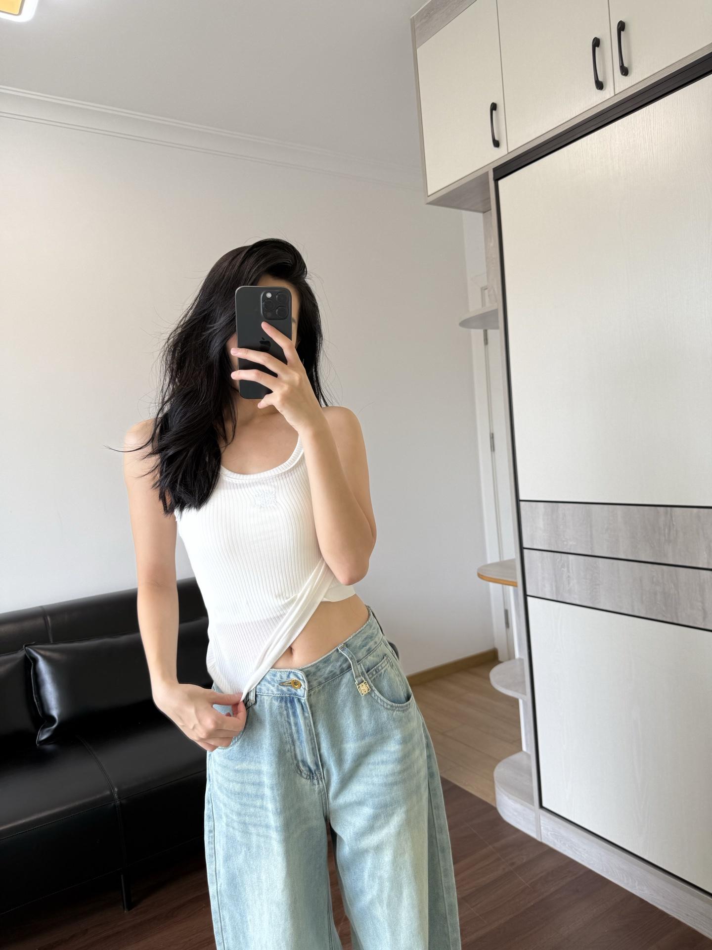 8b93e9d36a22aa80b95704a28eb75afc.jpg