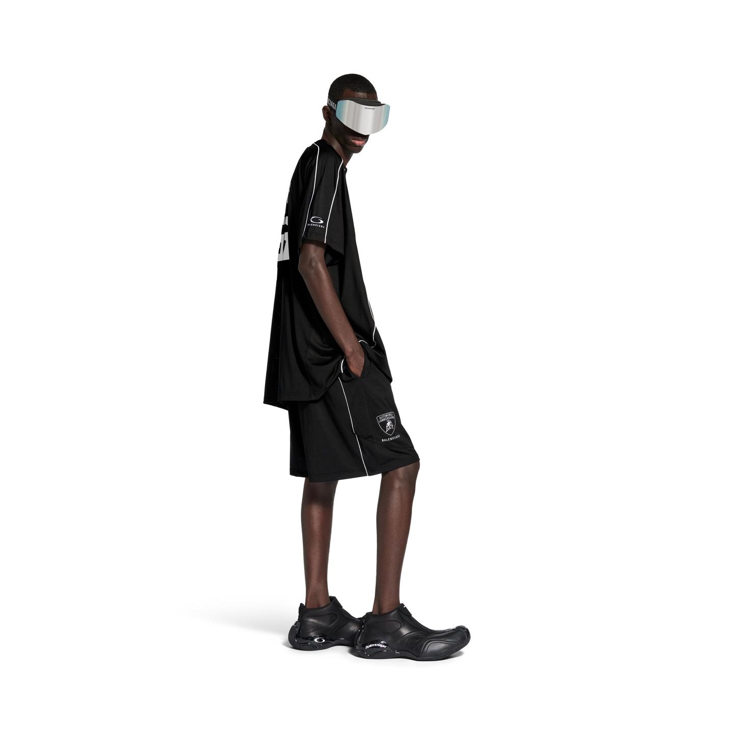 8f0d2d4ed3bf17debe99ade1edeabf4f.jpg
