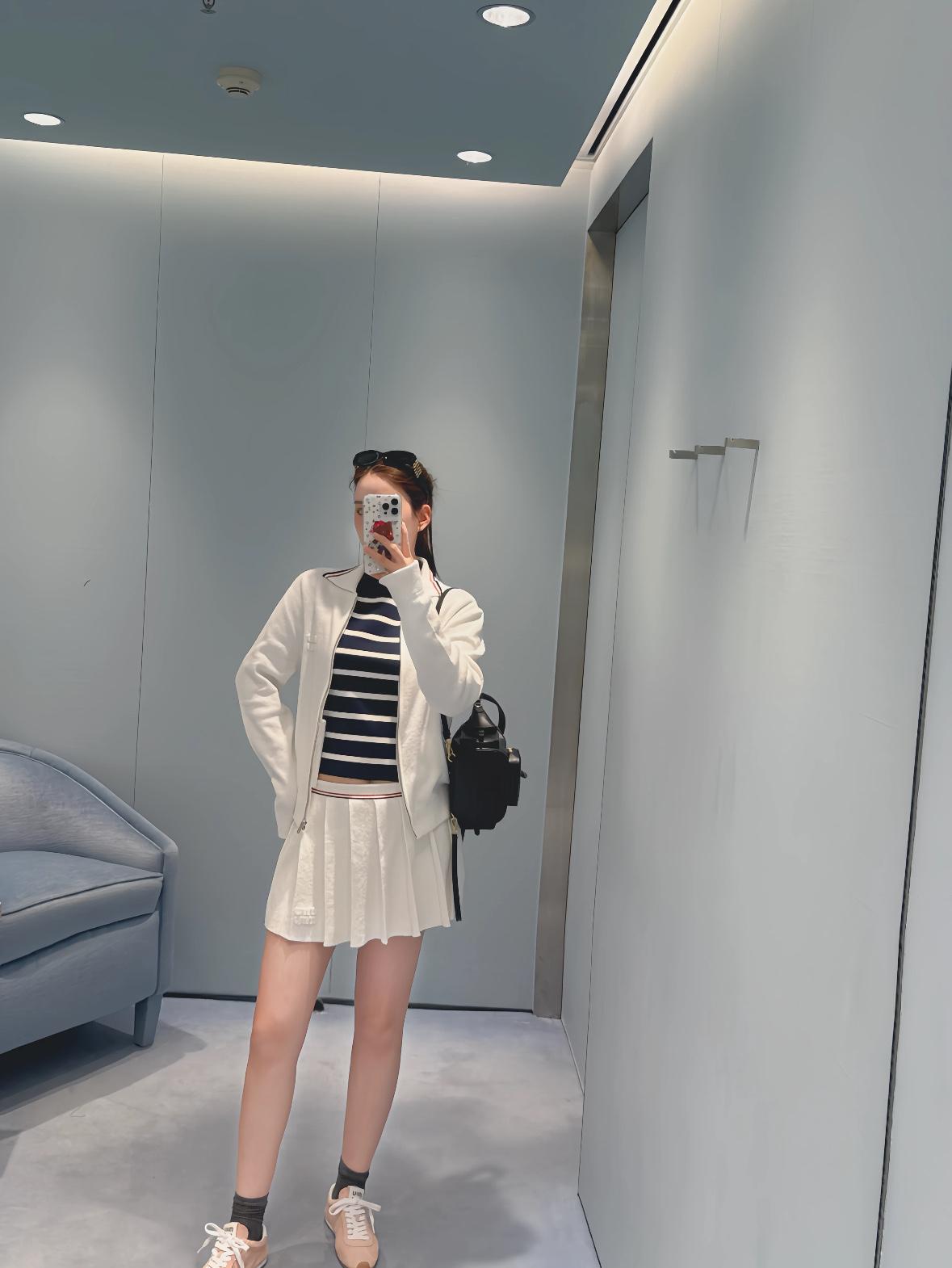 96e70323d1c1f6b9d271ed8b8e9fb5d1.jpg