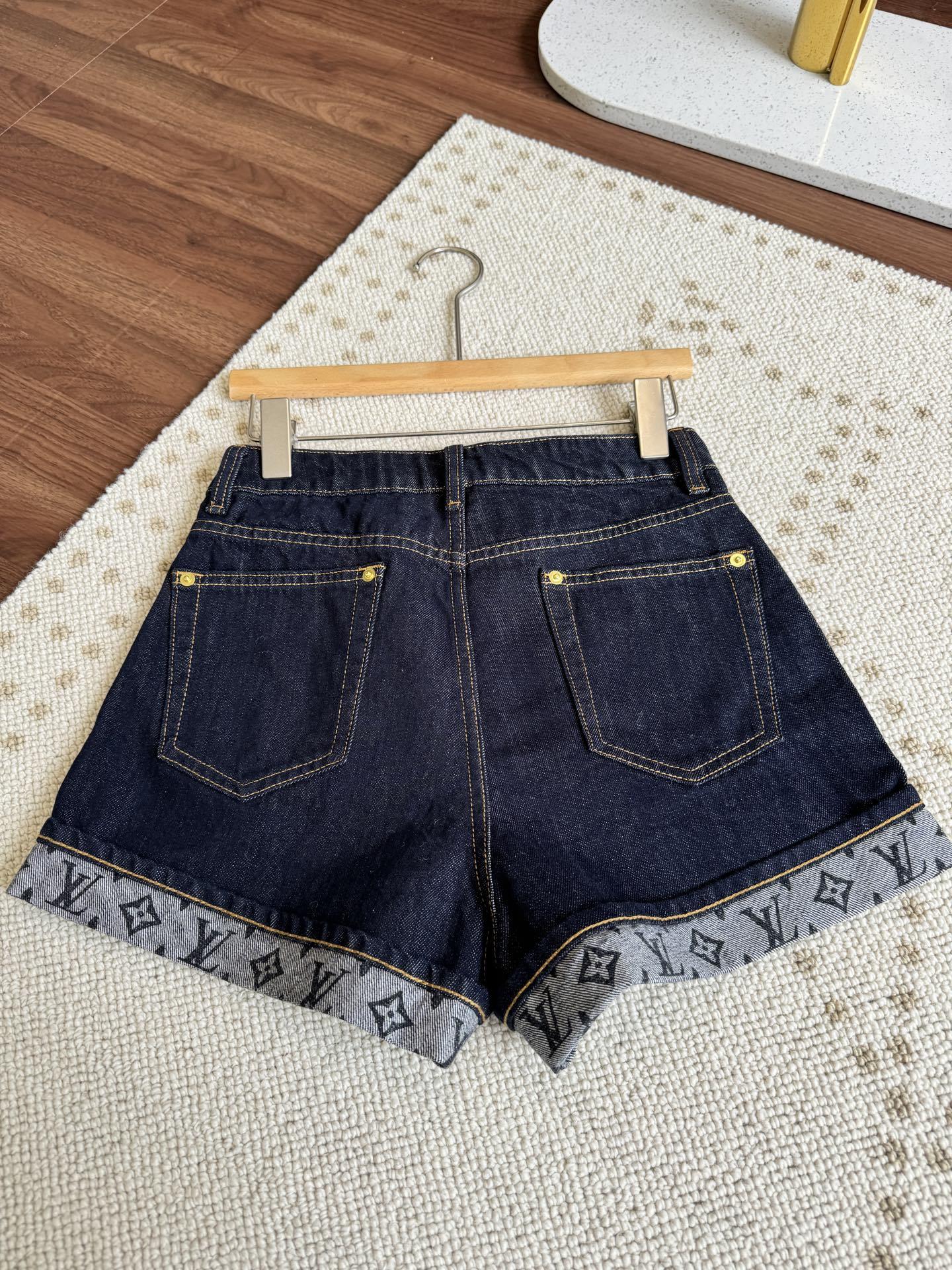 b60e4fb509f9b6690cfee09fa8665b98.jpg