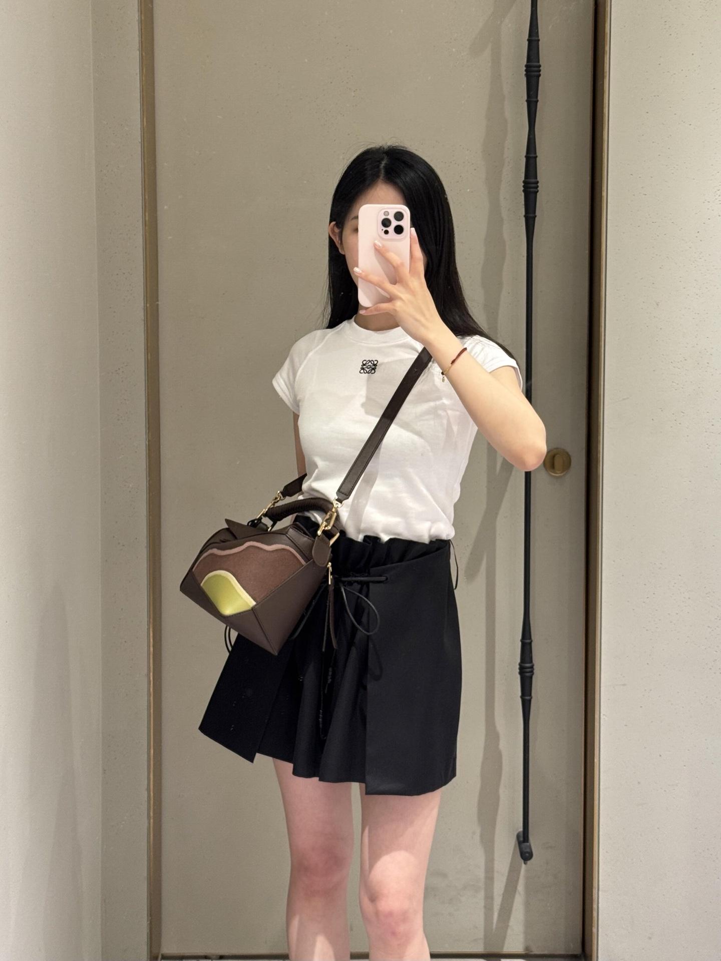 c98bc1cbdc96409eaa5a3a7ada8daec7.jpg