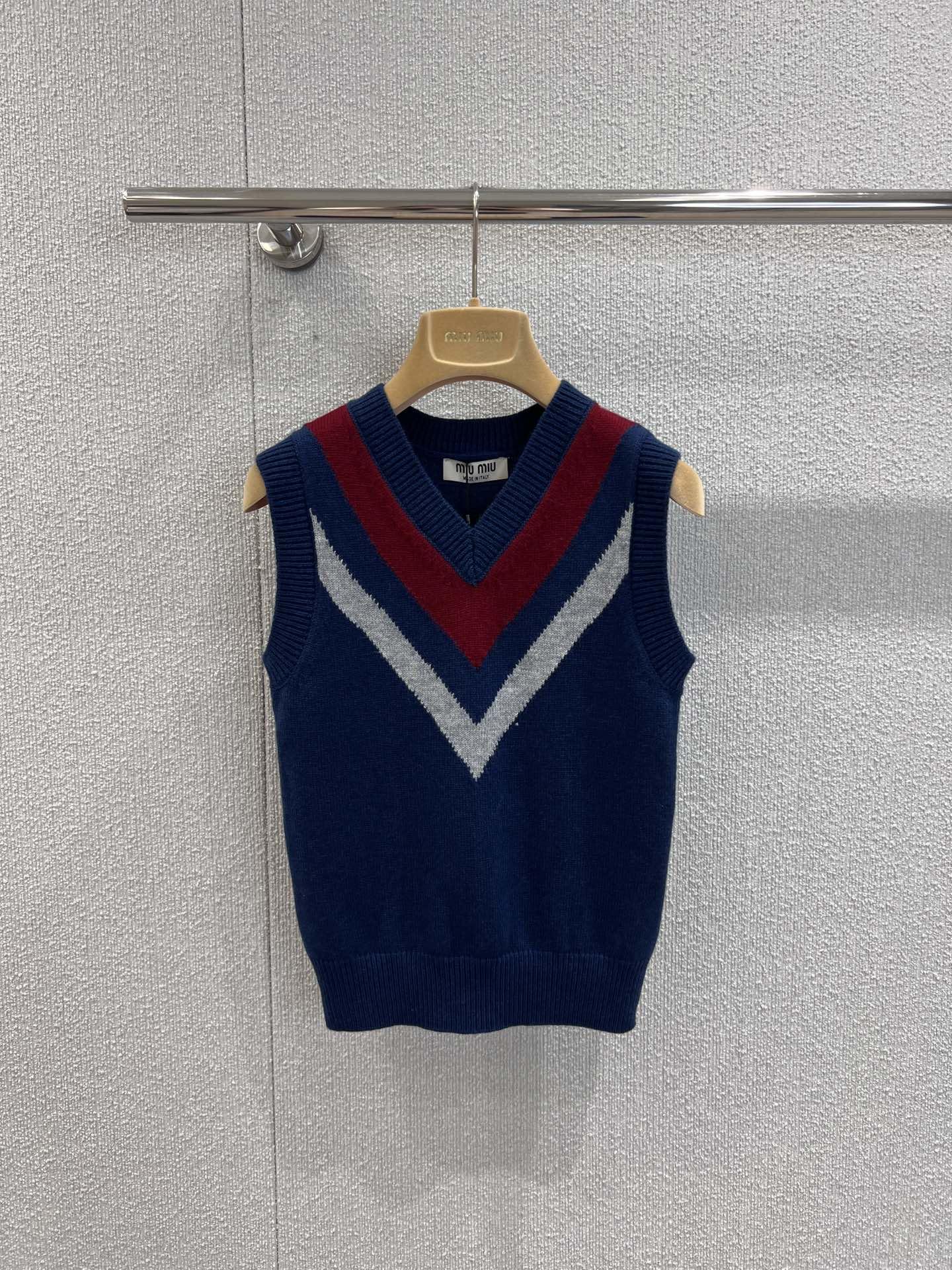 fab83ee03f1991233ae9896e01eac56e.jpg