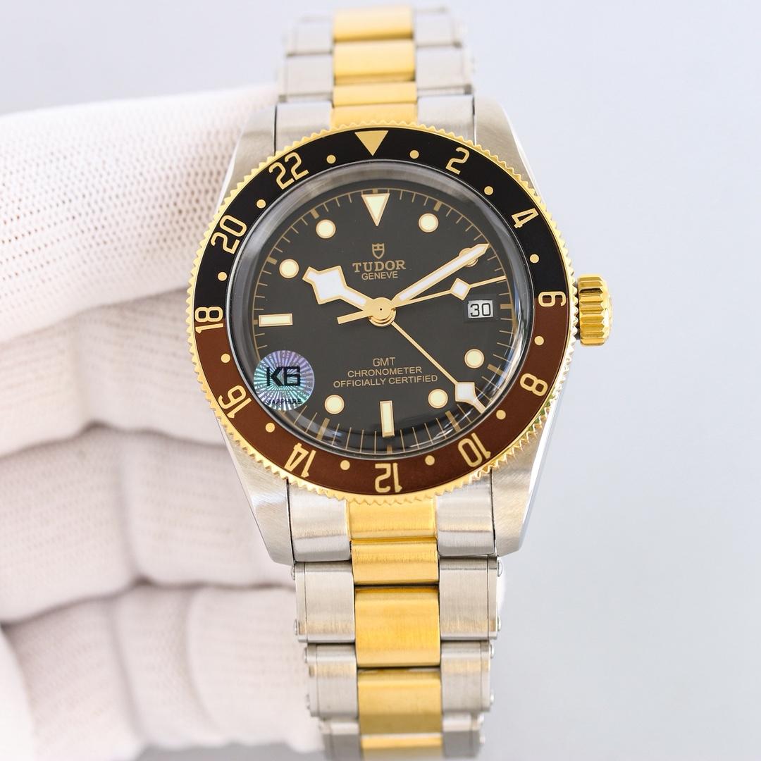 54f4745bb493db6ade3c14e671377ee9.jpg