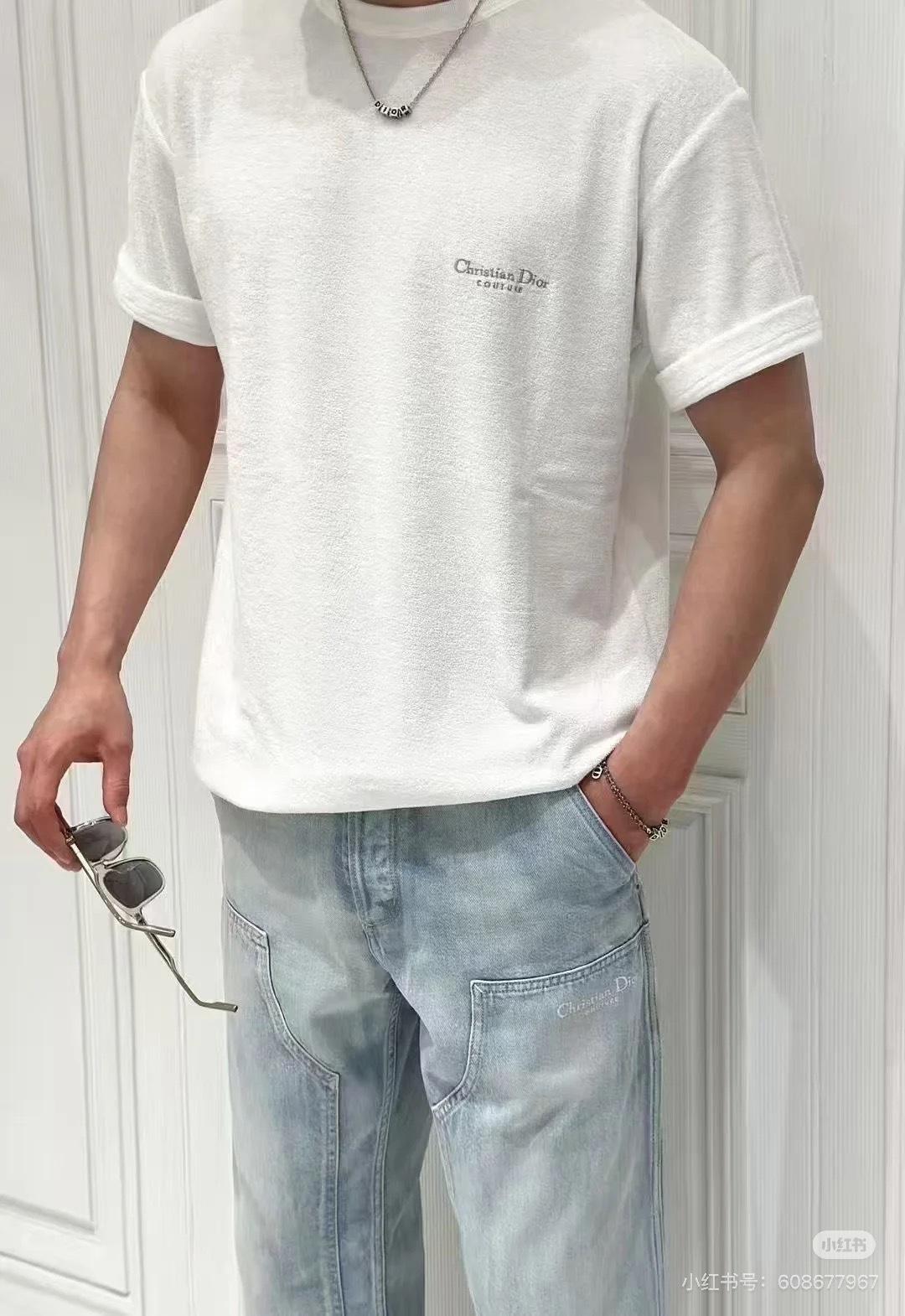0d0ef0cf16e33105886f495b3d5a8cf9.jpg