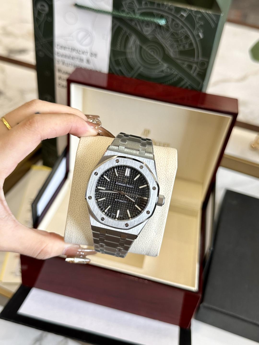 9371fecb0e361d935f4b1b608d457f5a.jpg