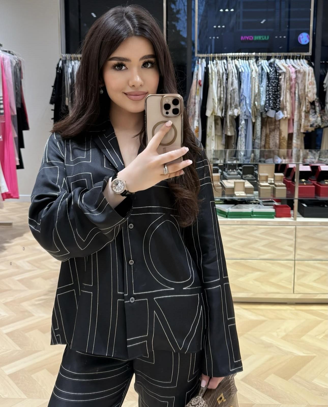 e213e92a66638279aa7a18a103bfb9da.jpg