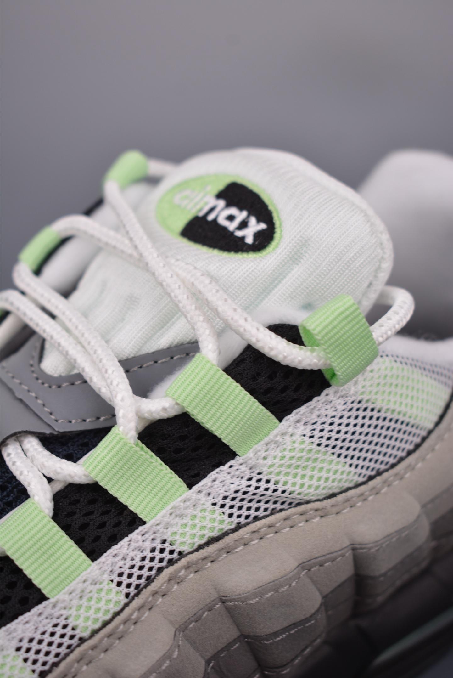 e8bba0a02645f40c3b0f729d55bbacef.jpg