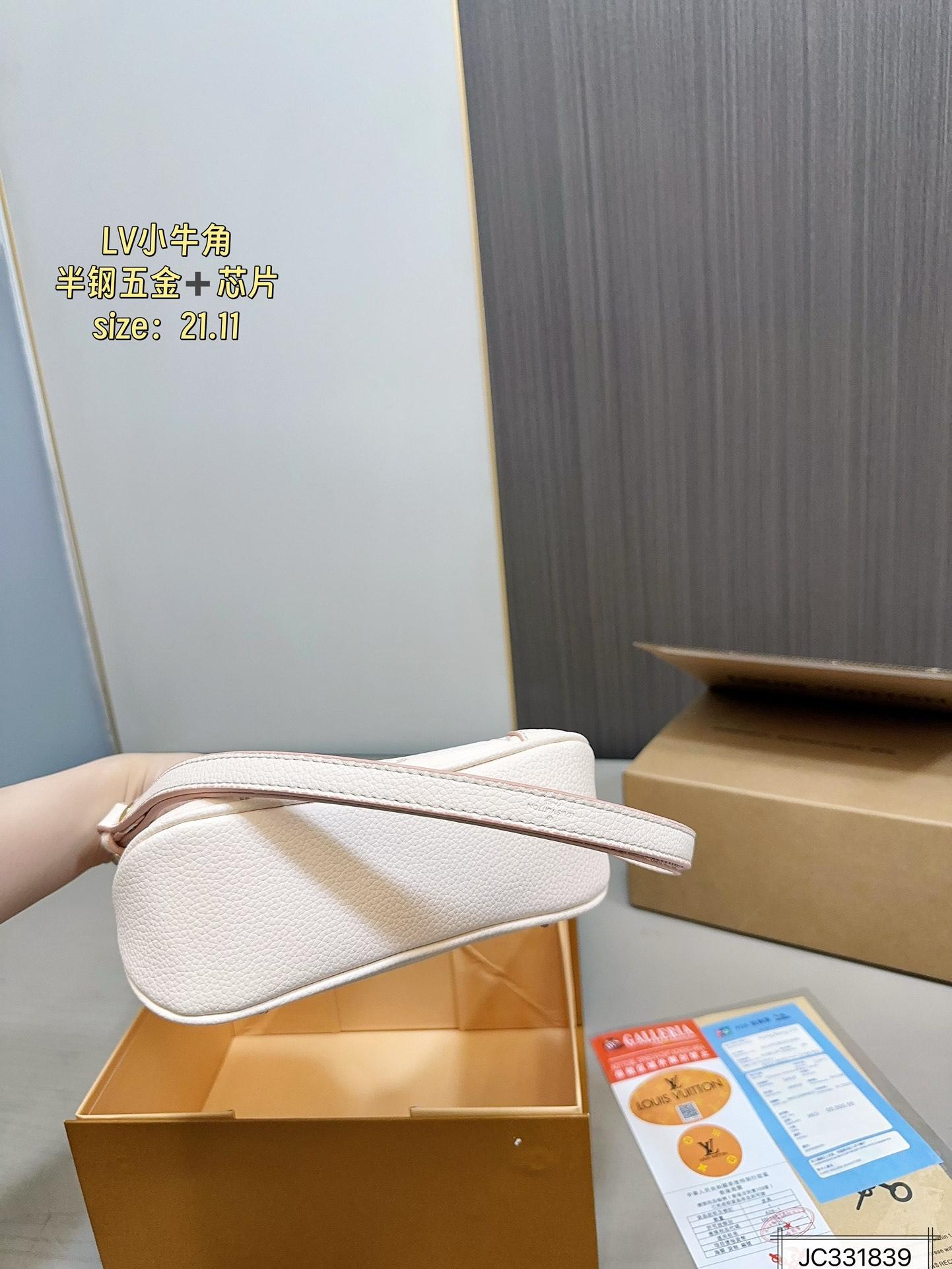 c21f9088b45e8a98cd8cb6561ead4a42.jpg