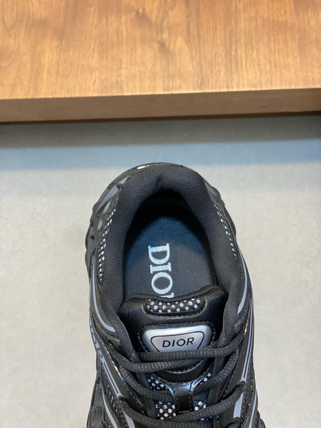 e620e59d6129af69a5f881ea5594585e.jpg