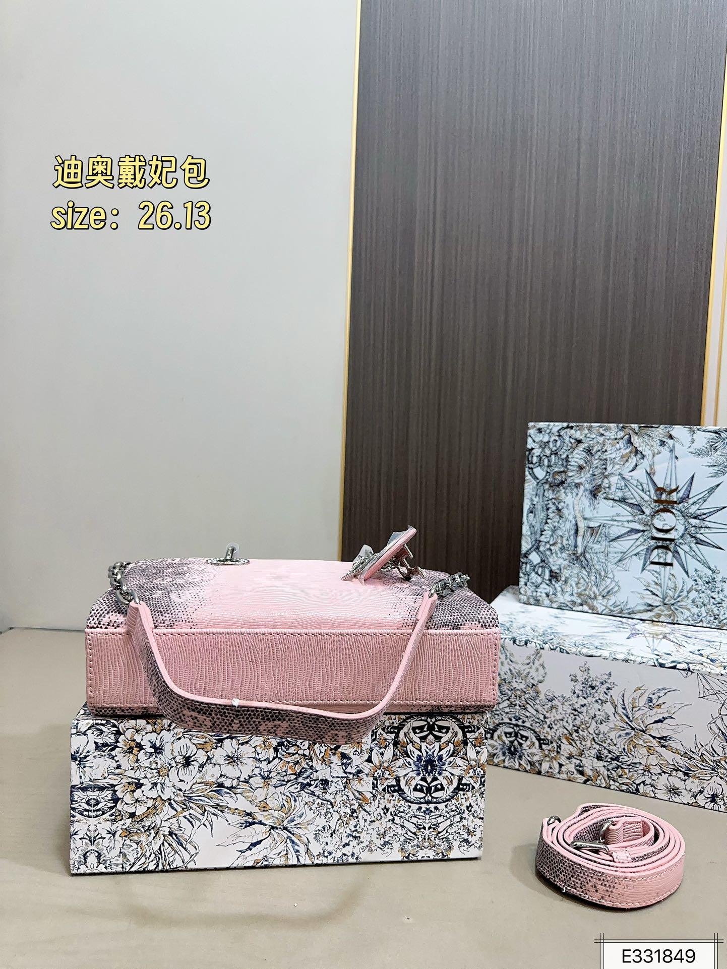39b30c1ef88d308024f1721a15794133.jpg
