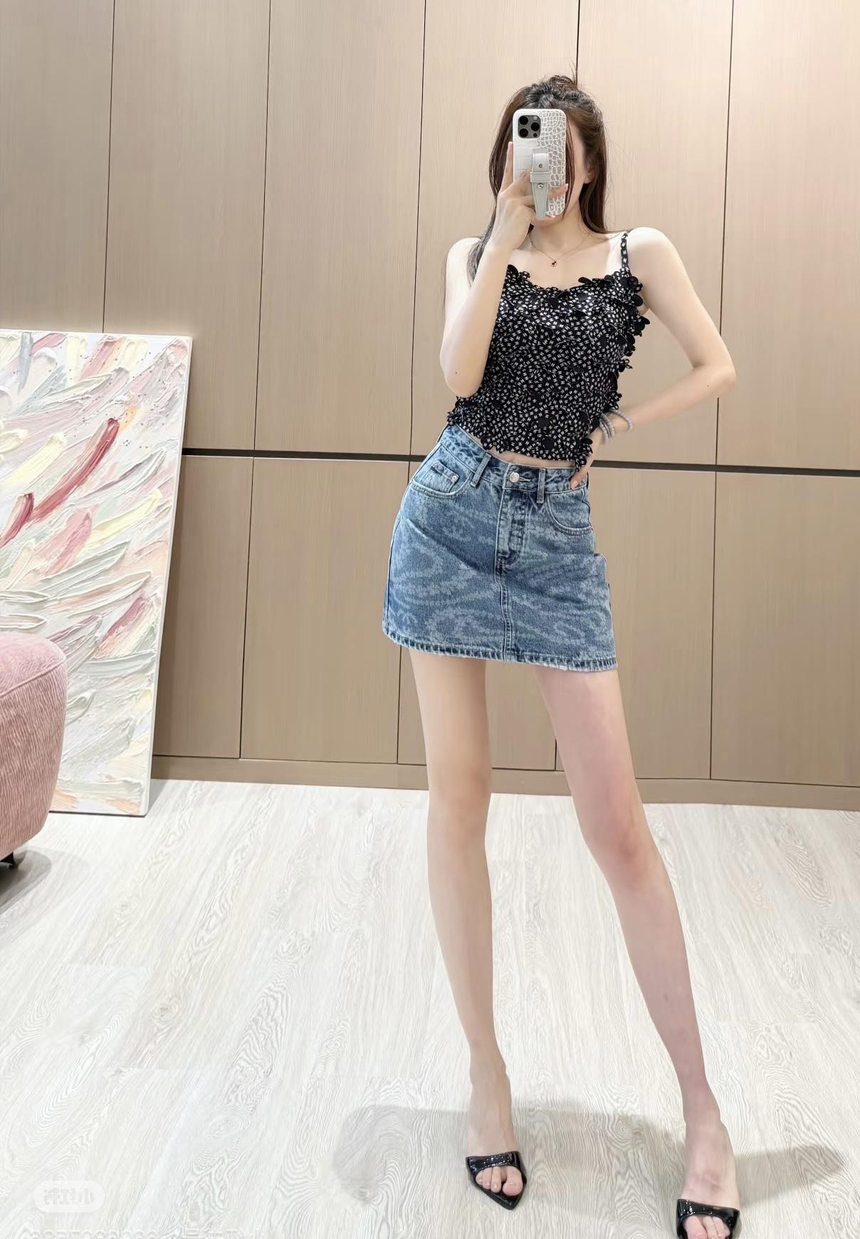 7708bb4a1162aa1d8a2561a258d18bf6.jpg