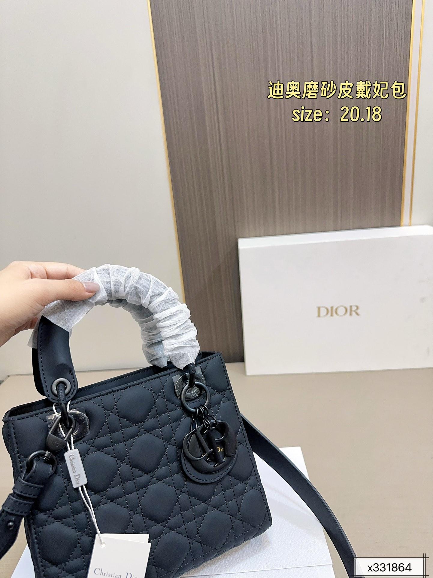 7d4b2e790e4702cc6a3dcb8ff4dde6cf.jpg