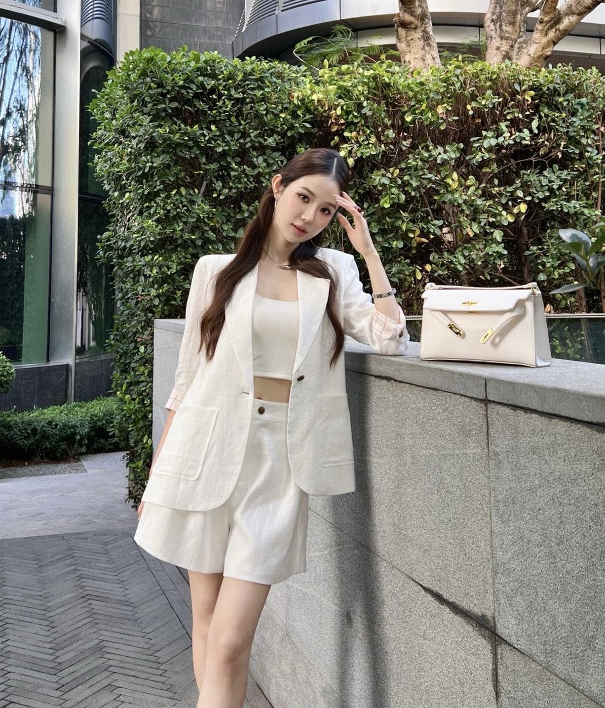 851dc7c16285e3622e341bc2caae5c9b.jpg