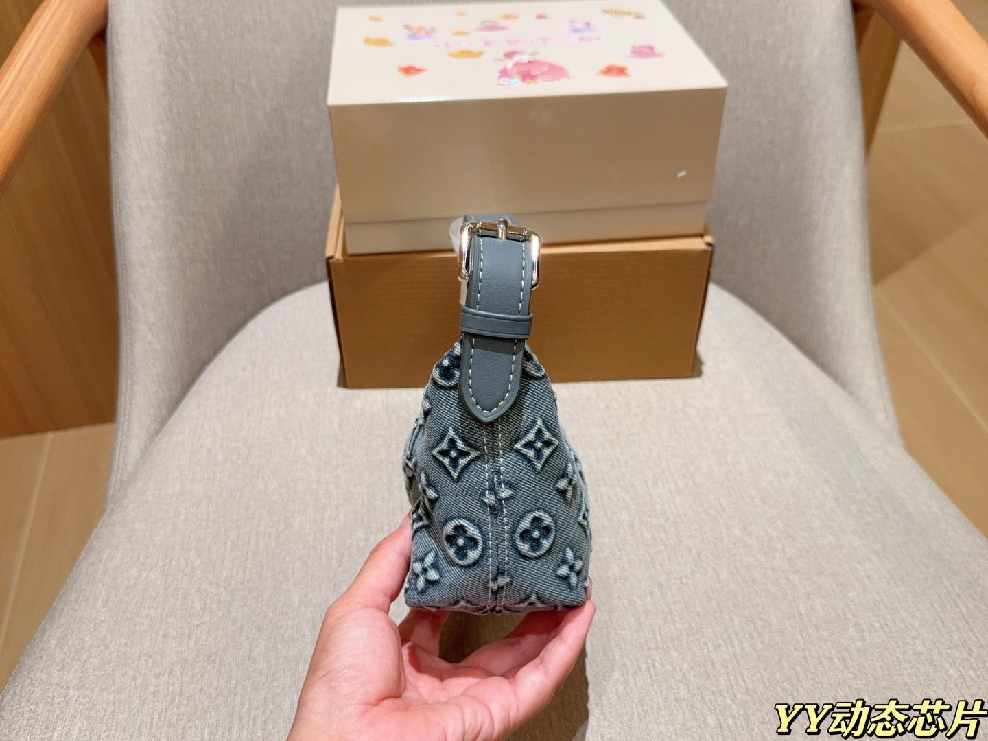 a85ebe6d72ec3c3913bc28b78e66d922.jpg