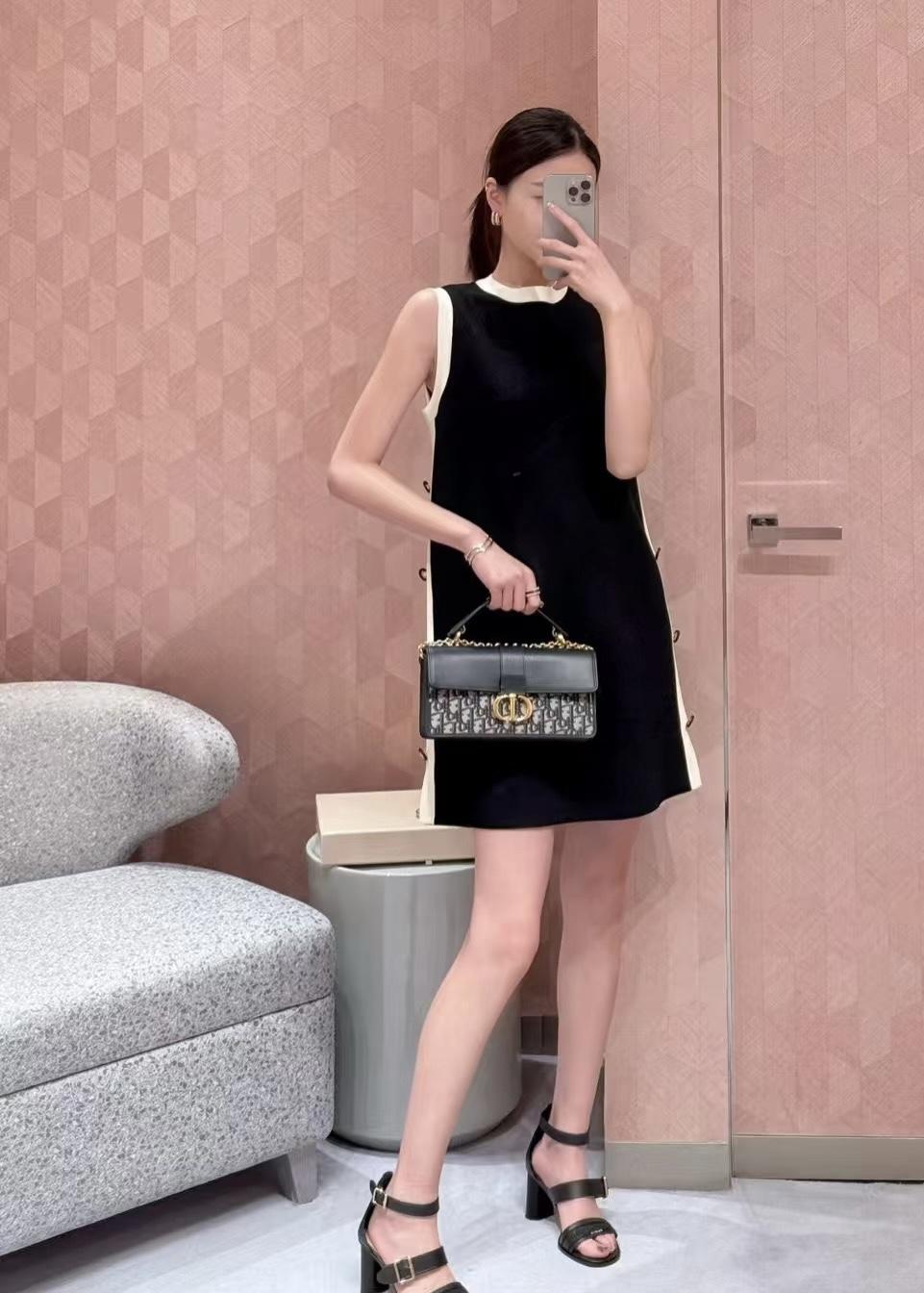 b979e19efc472ea21a591a31d54b1f7c.jpg