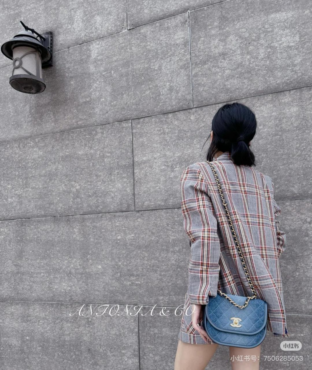 12885ae902d8fb69f80daa8058cda37c.jpg