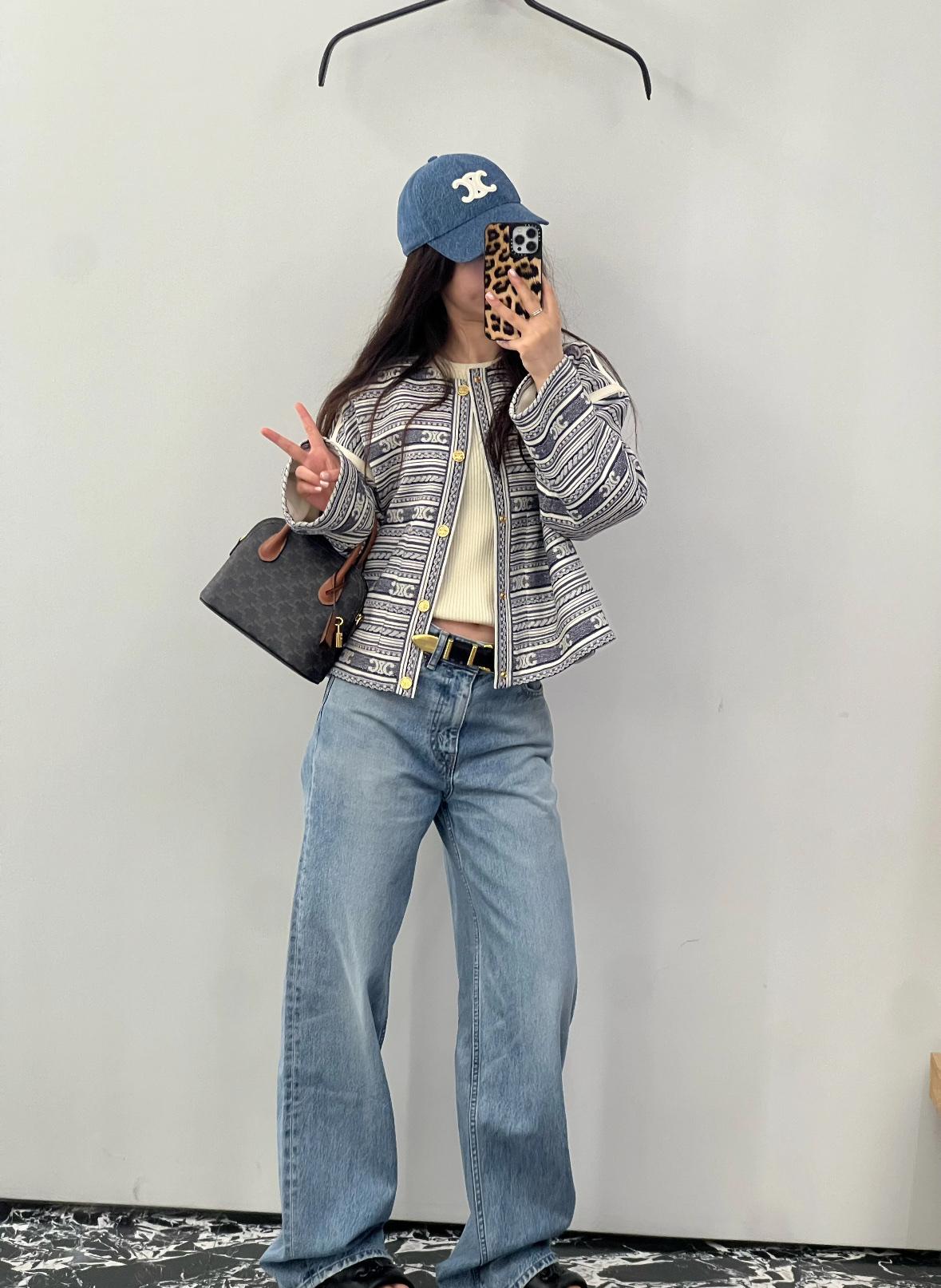 deebe774e38d517fd23d010c3d435d40.jpg