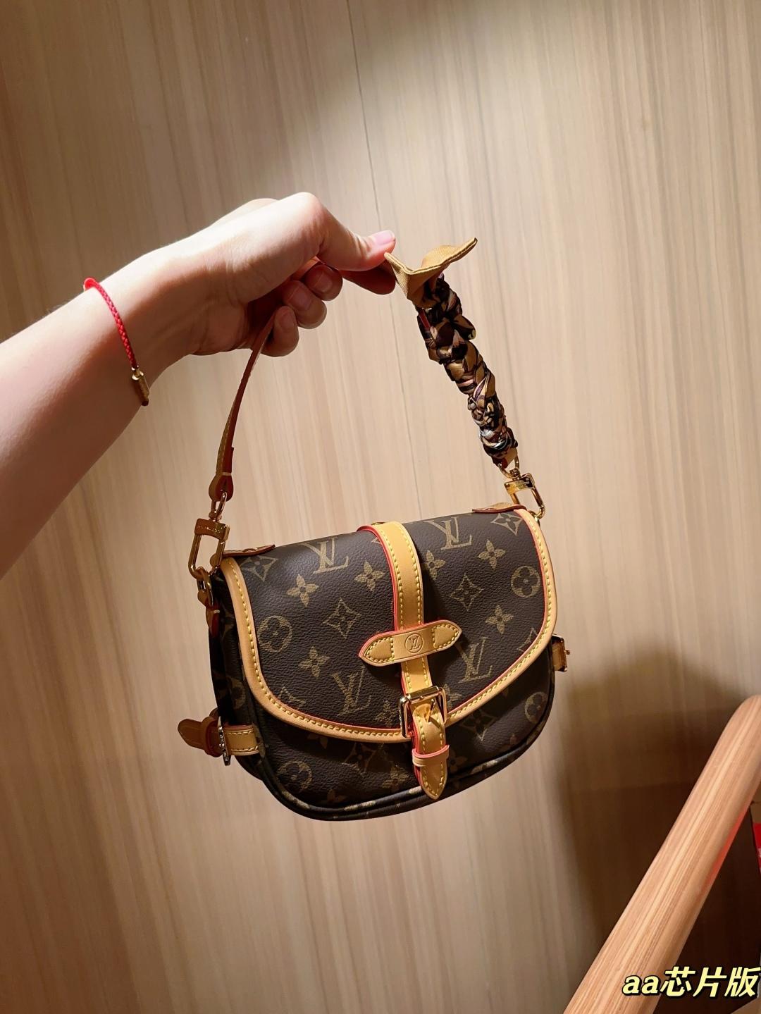 0a6252069ac4317fdeeffaf6c342bb58.jpg