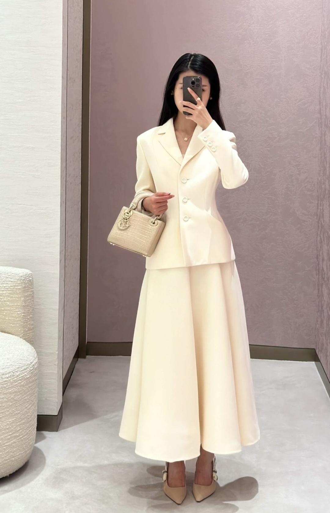 78a70a1a4285de5de31cc64d5071b9d1.jpg