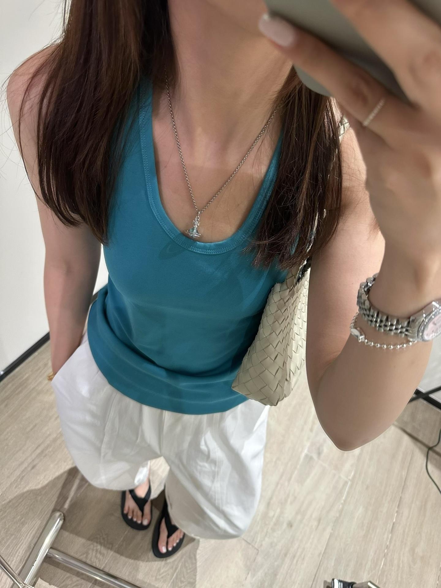 35e0ef1a7fd446cc94e9d60bb558f407.jpg