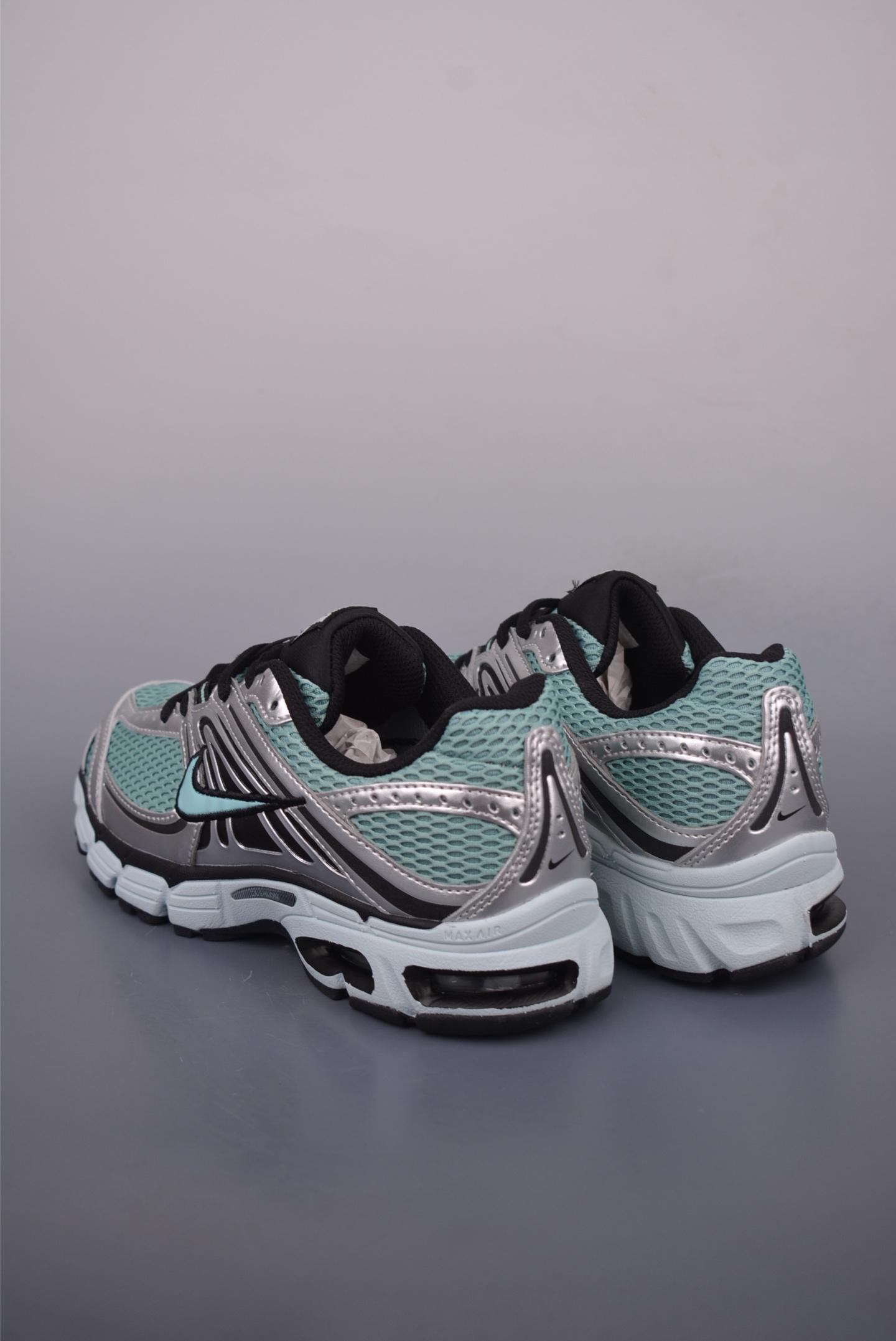 b201d26fe232590120759bcf05ef9aad.jpg