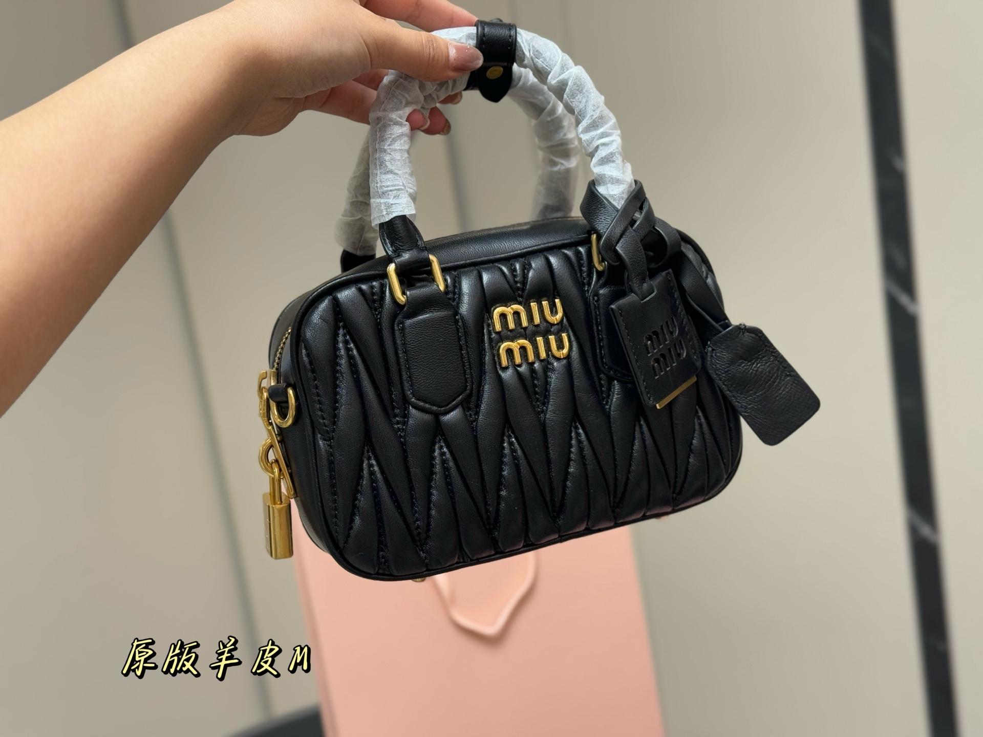 fea6c797ef1f193ec79d050bef9fe7dc.jpg