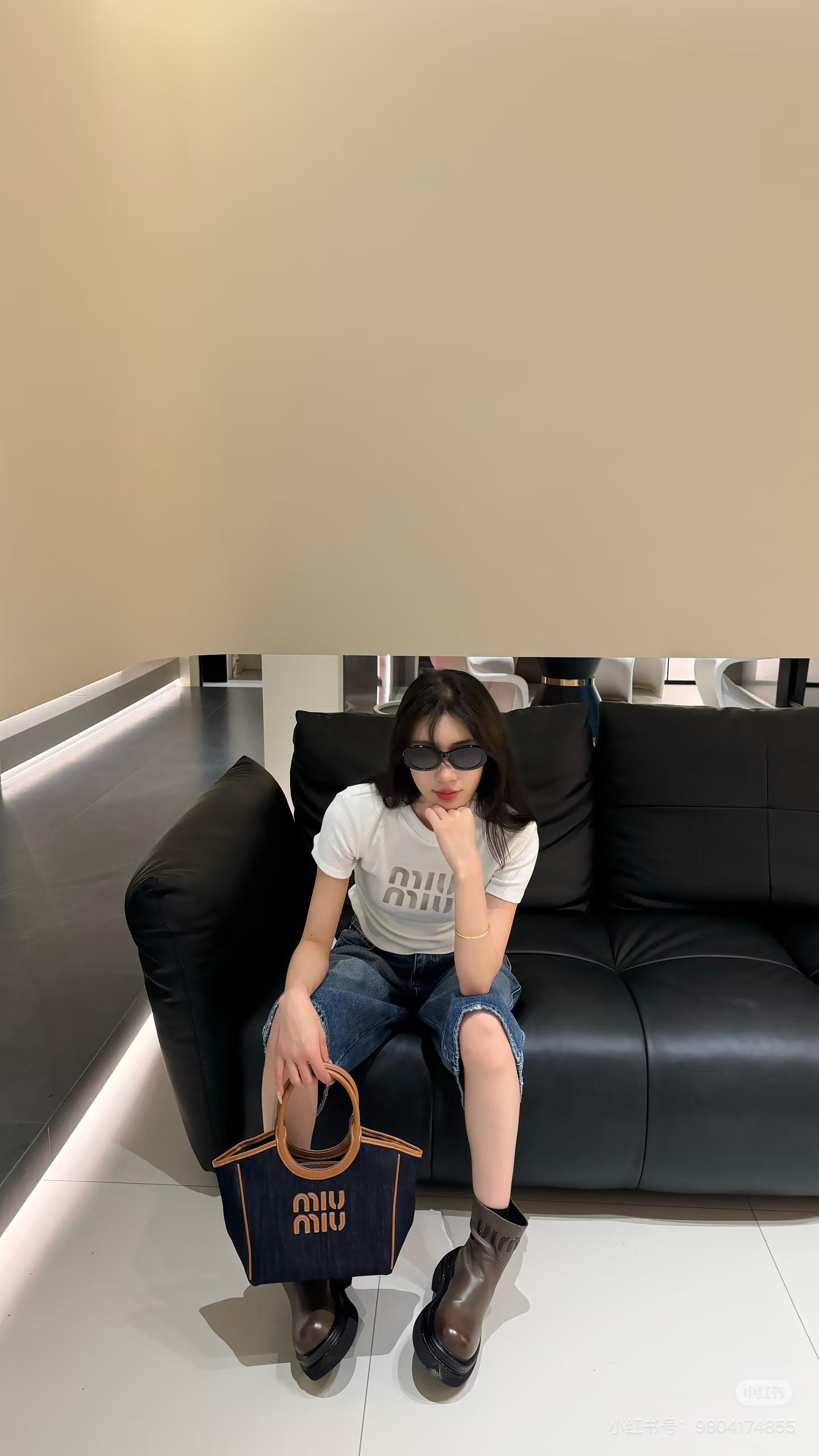 43e0b3a11b1447056d826dbd63c9d027.jpg