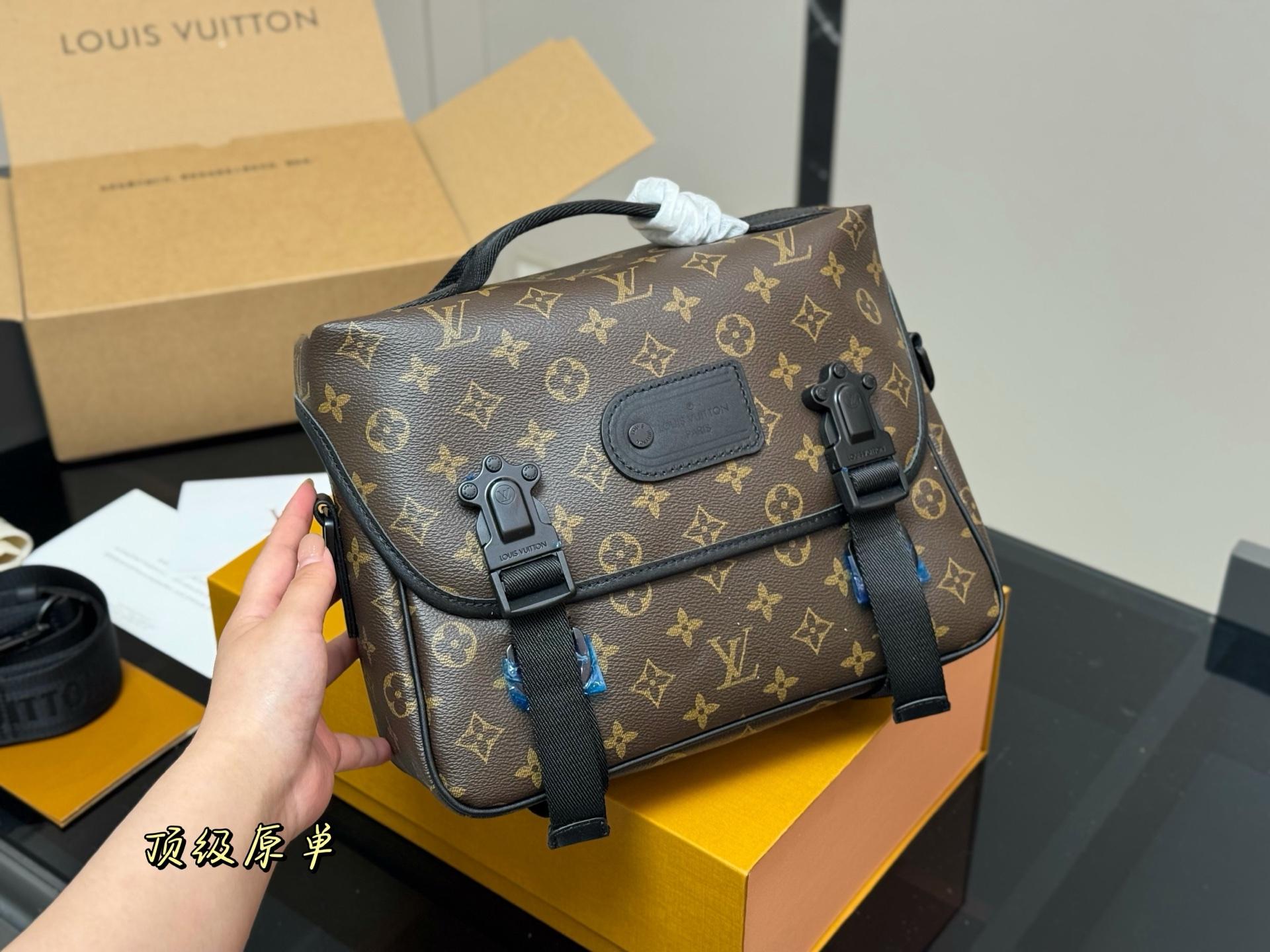 4e5739e3dc9611bf7d9cc2725a087bc1.jpg