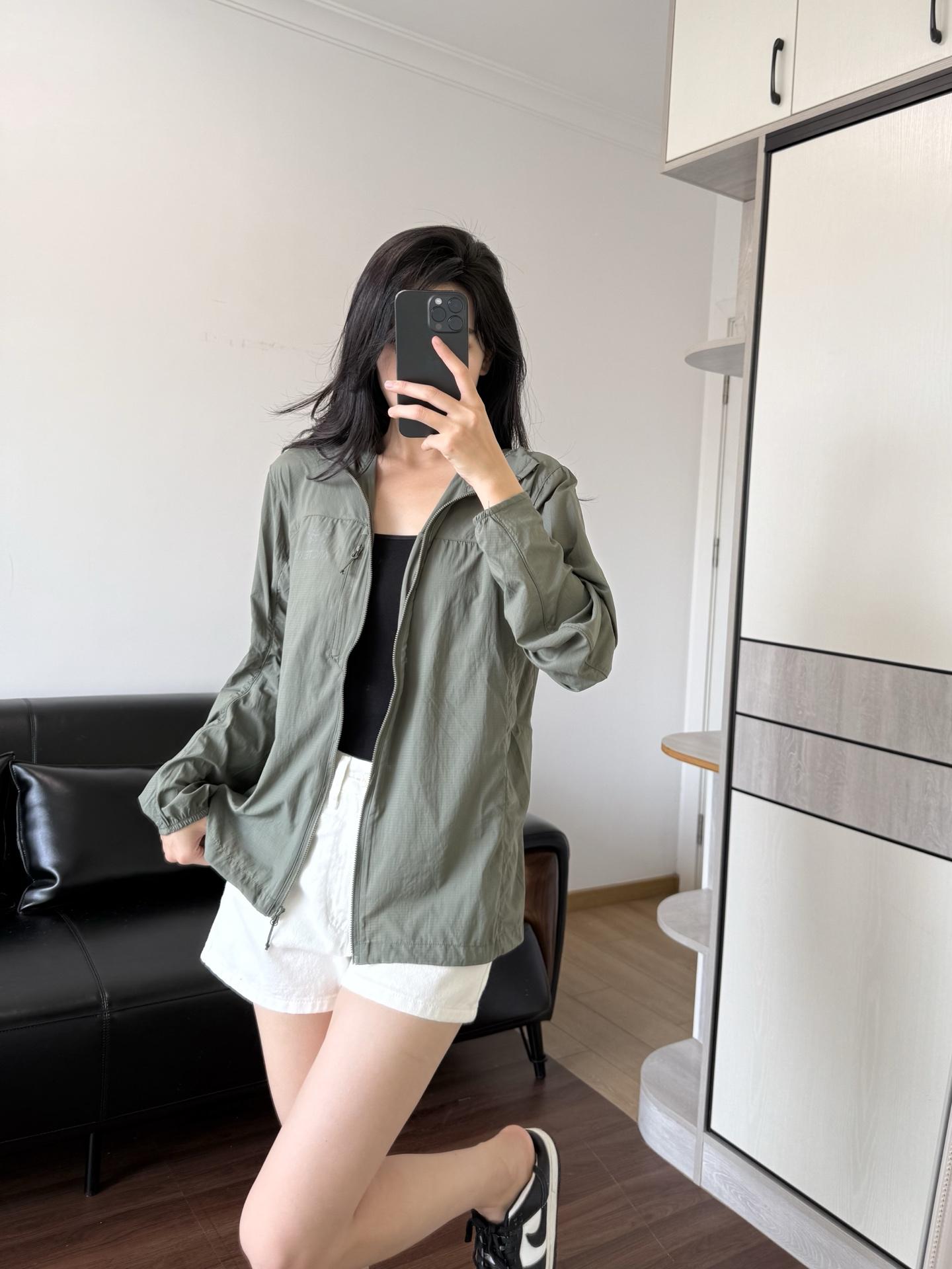 83ce8e8c03b134db81cadf5fab21f270.jpg