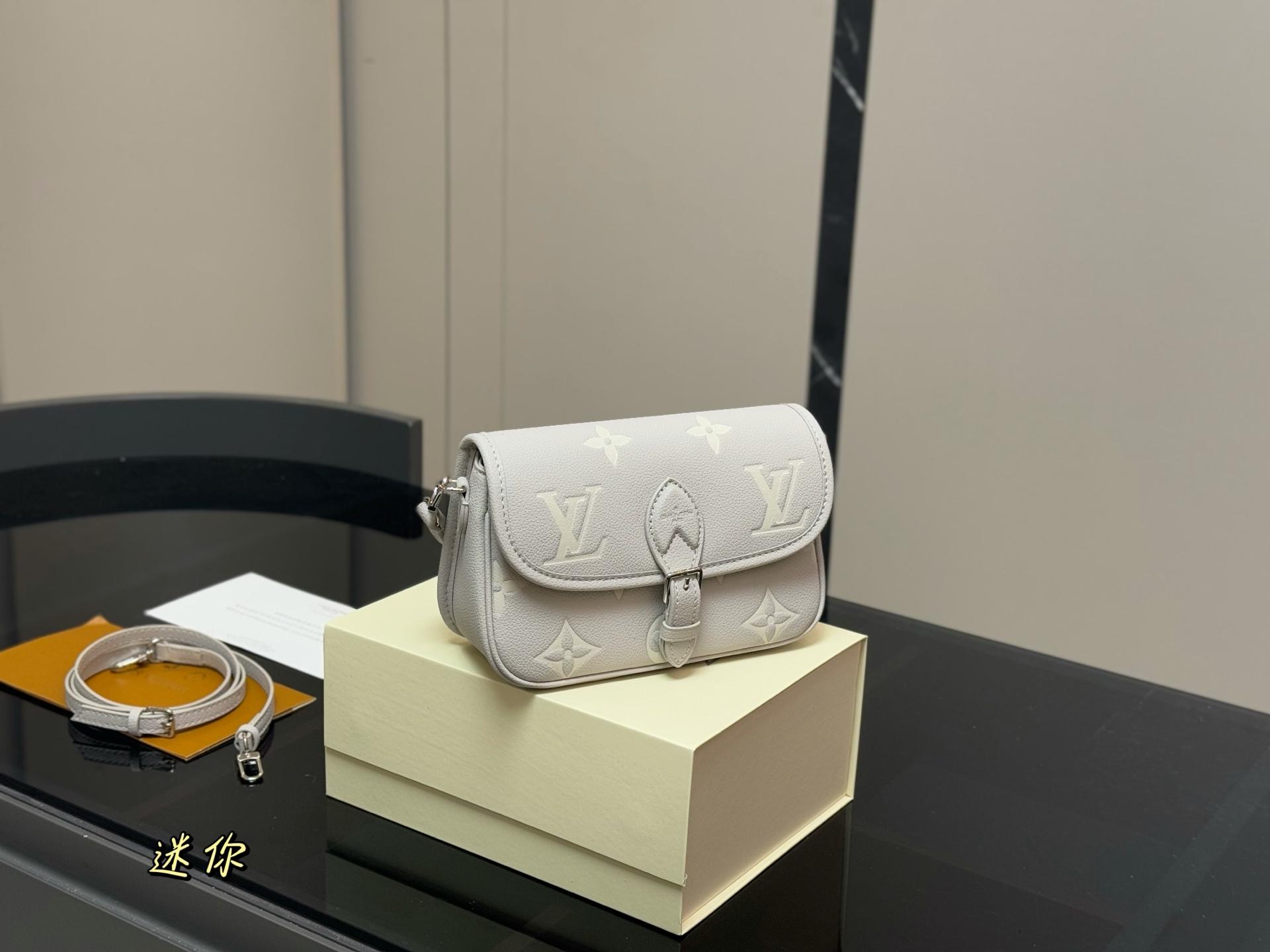a725fe8ed061b2747dd1d8faef60f9d8.jpg