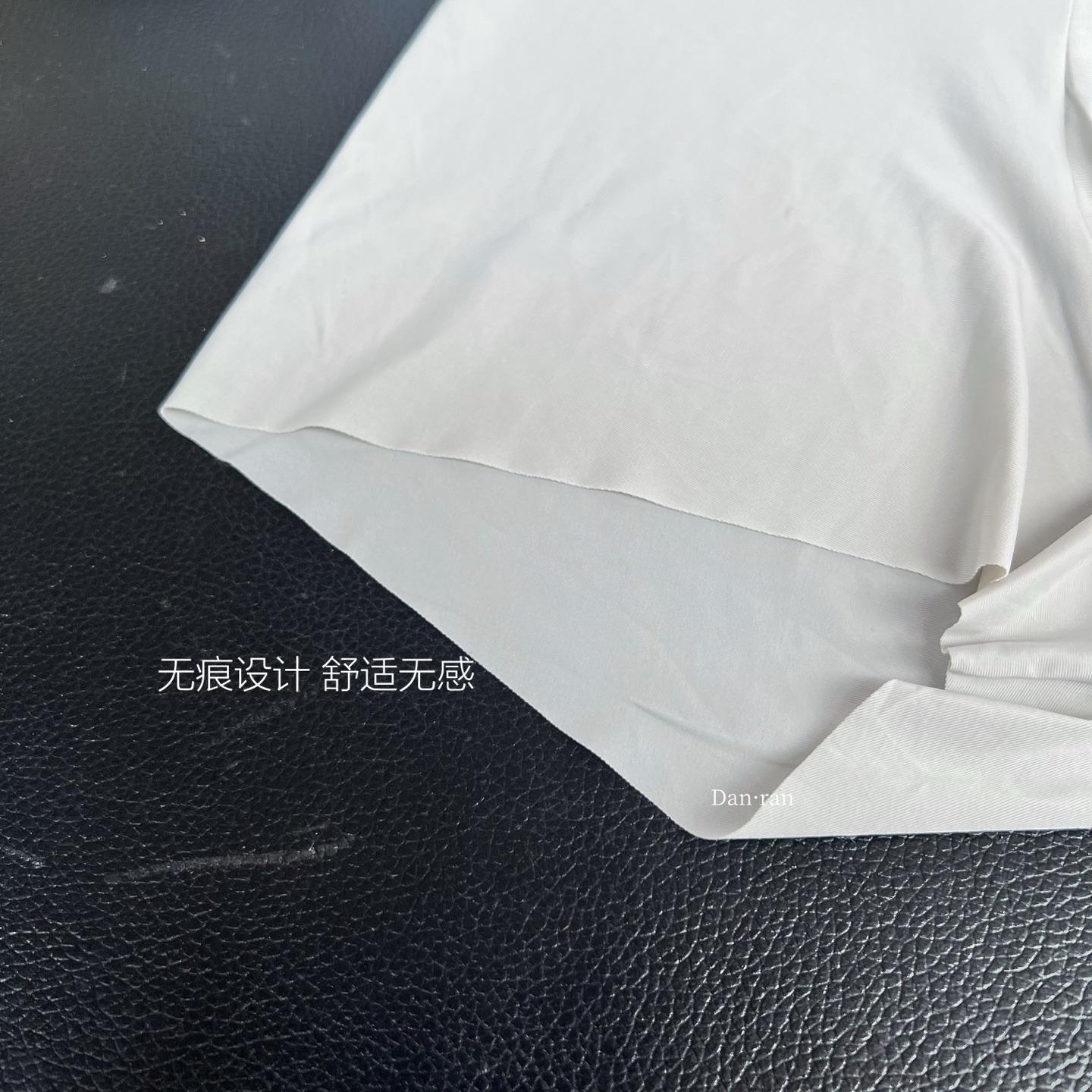 ca5b3e5055bd12ae72b5bf4ee5848d7a.jpg