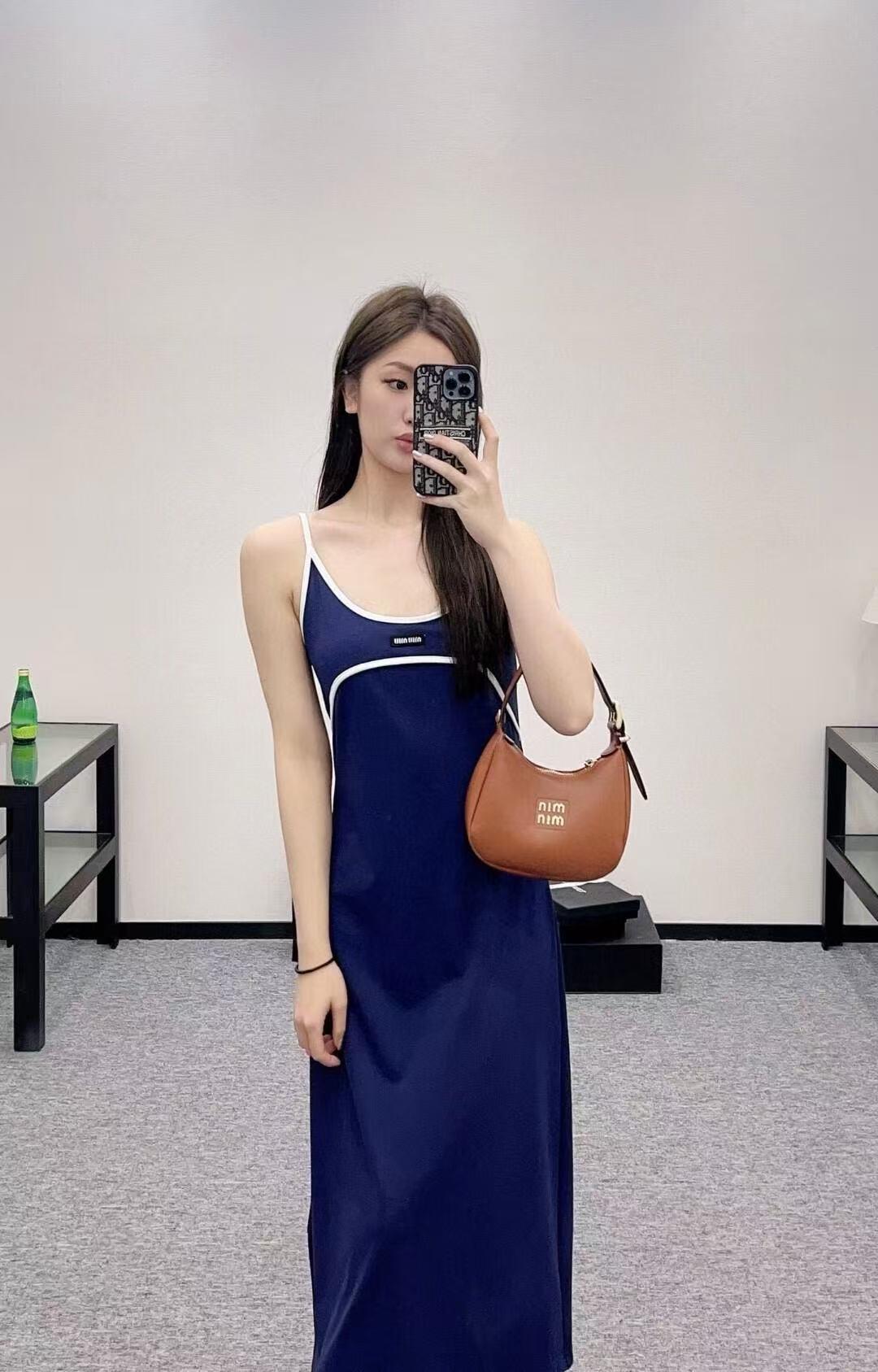 d86f2cc2c3f06a25b6ca59c29f30ba80.jpg