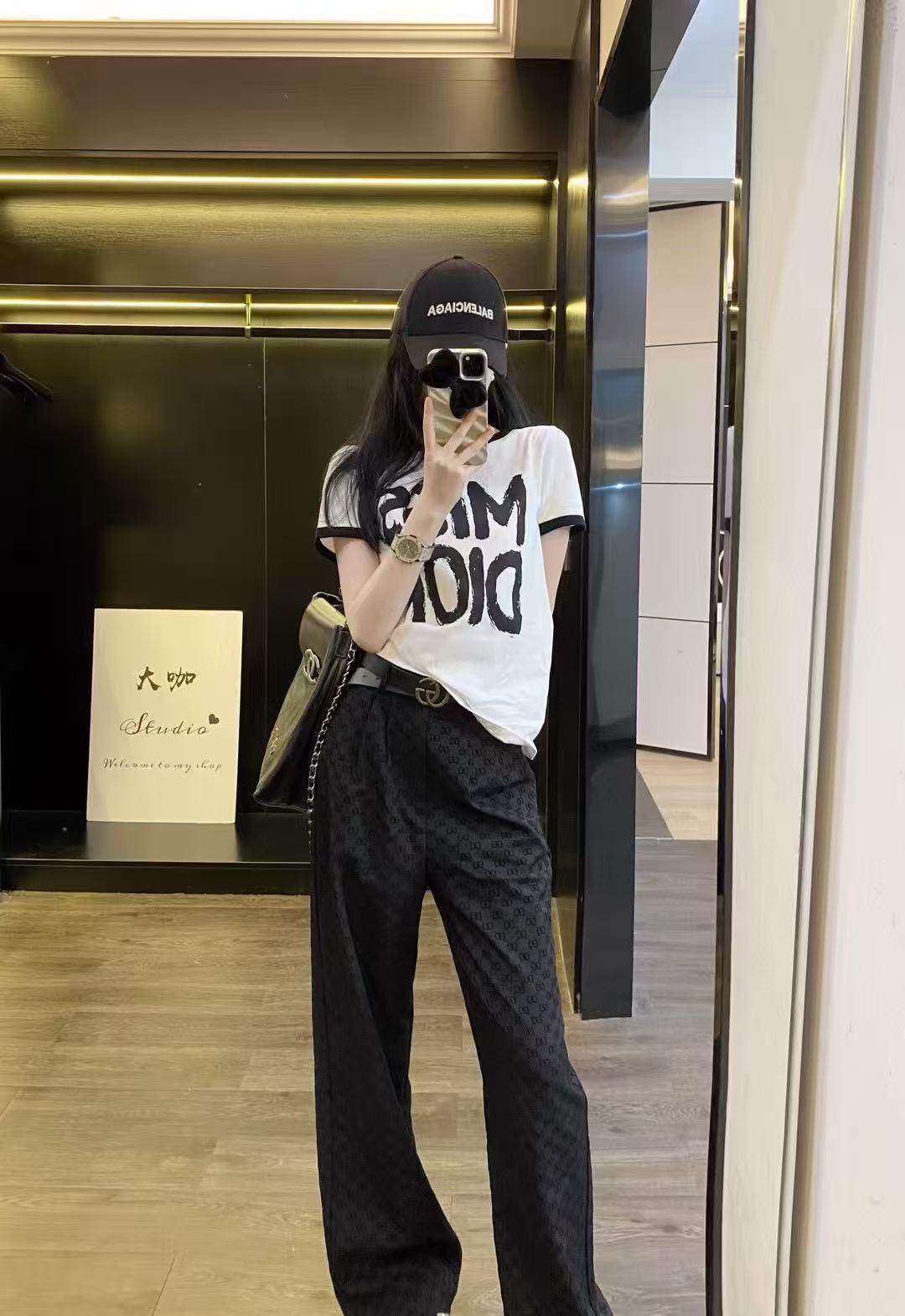 f6b9146ed0d577305b7252c90f0c65f6.jpg