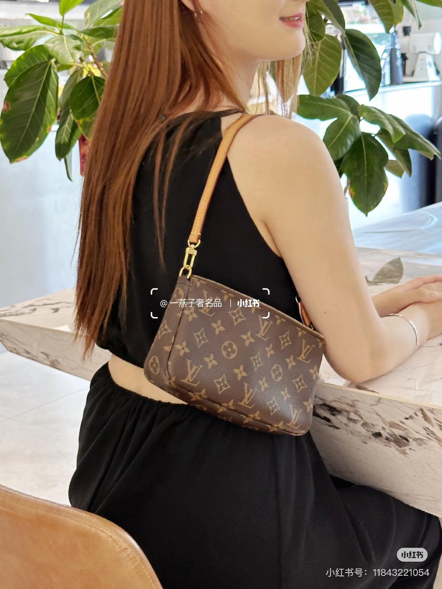 21f089d26c8428c72c3be169efe7aff1.jpg