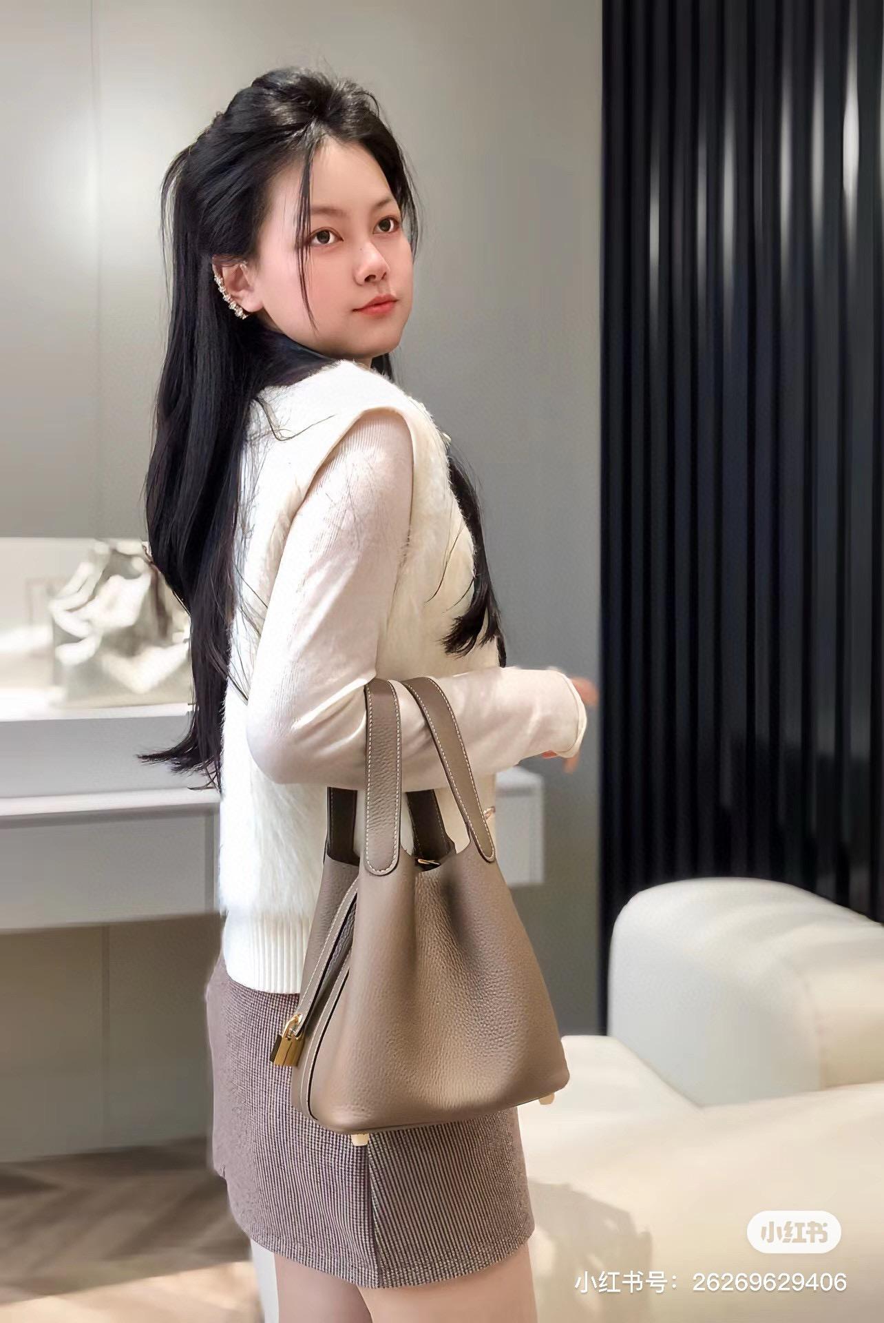 3f069d479b46a4d0ea6bed0da9ca2e8f.jpg
