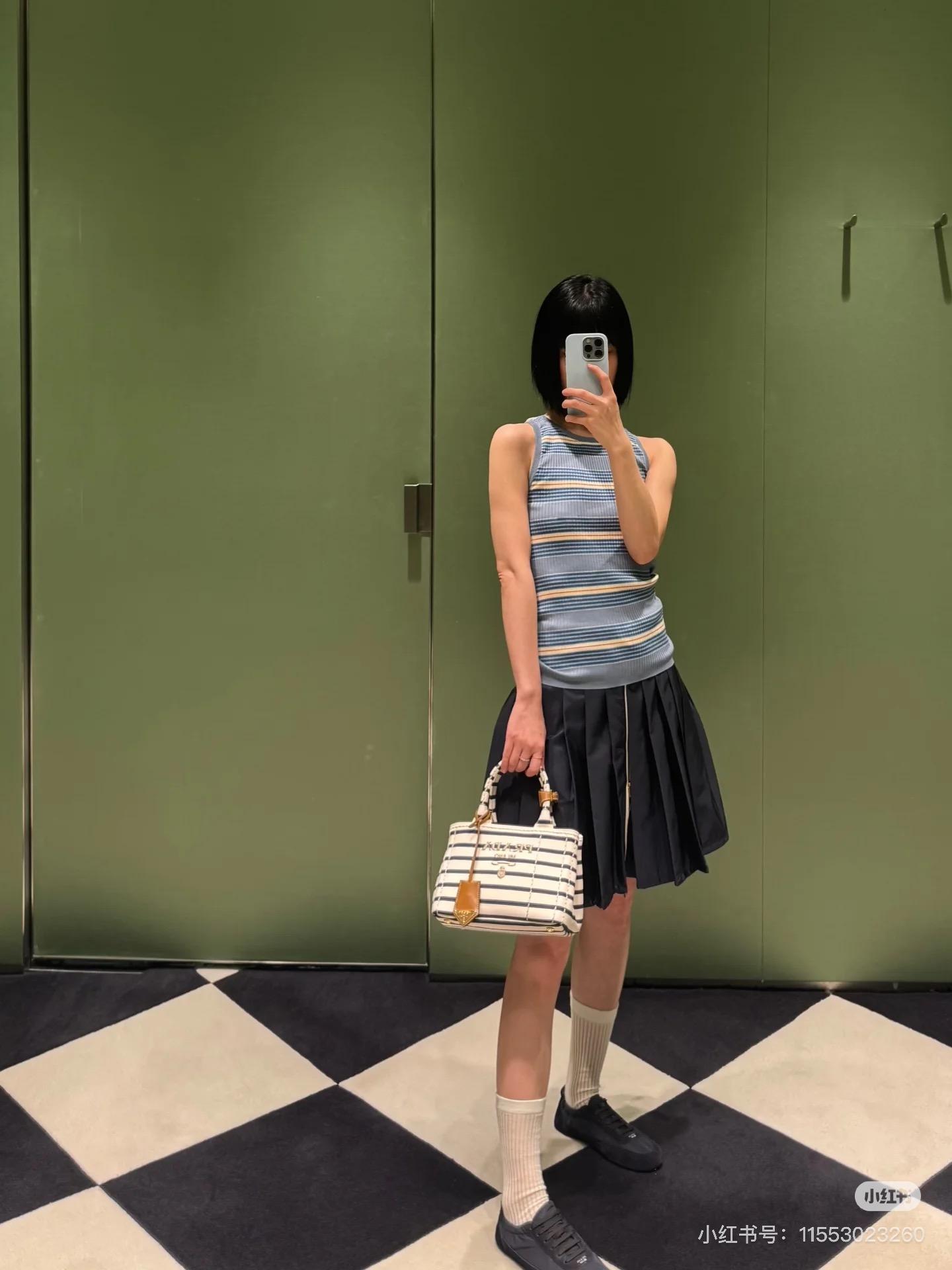 5bf289c842d51efd2ae54132e977ba5e.jpg