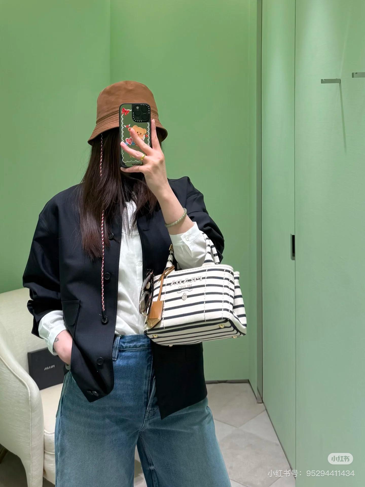 624ebe63ca6f0897a4d7bb09caf0cc05.jpg
