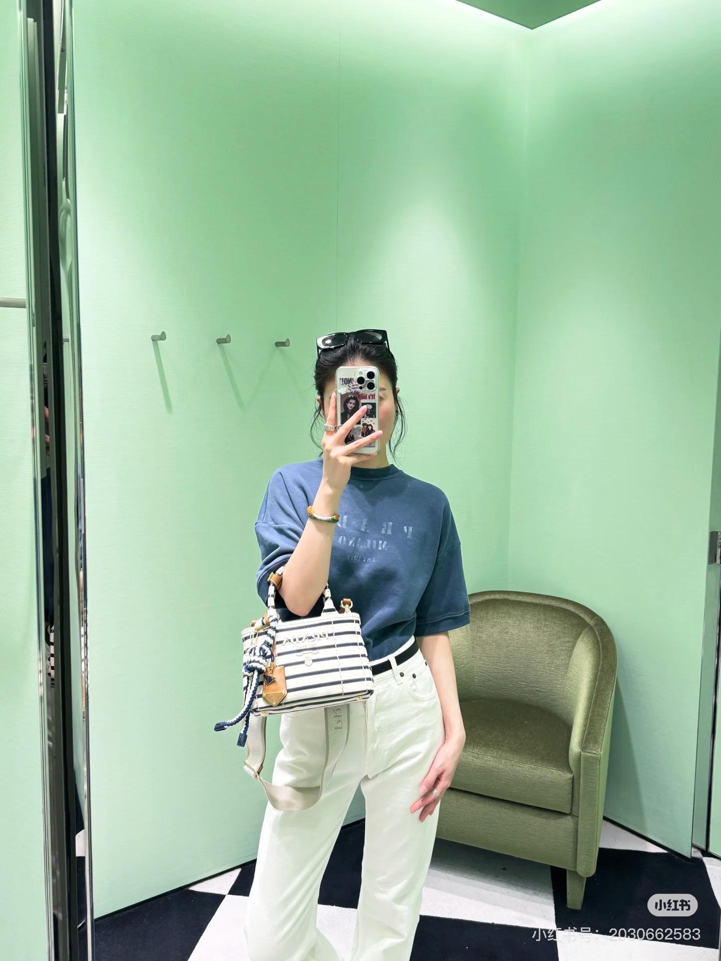 a6f262a1bc3a47db6e83cdd6a67998d1.jpg